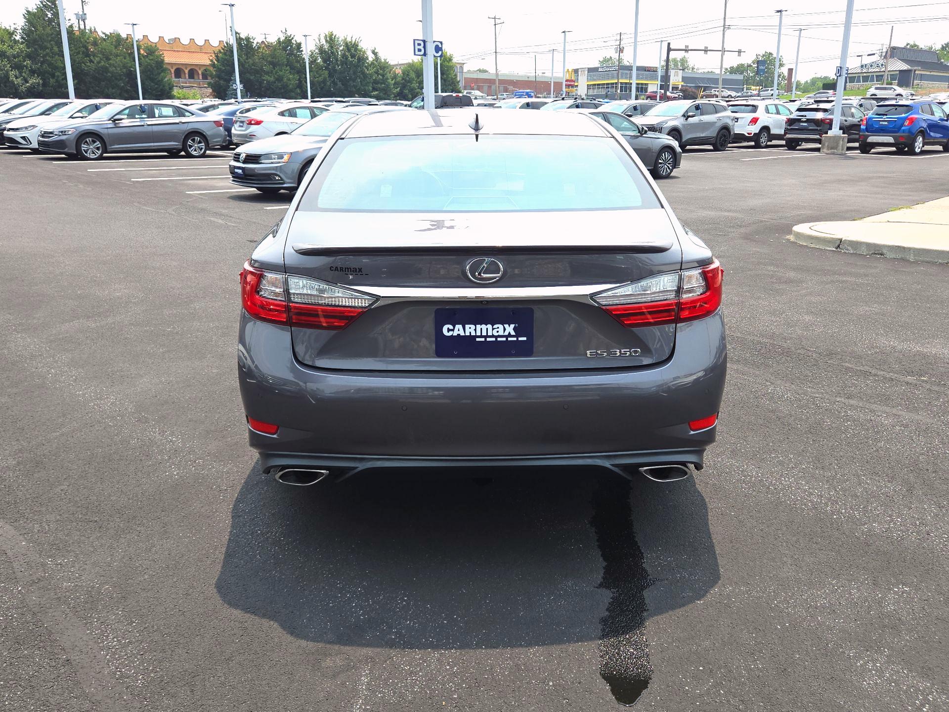 Thumbnail: 2017 Lexus ES - 6