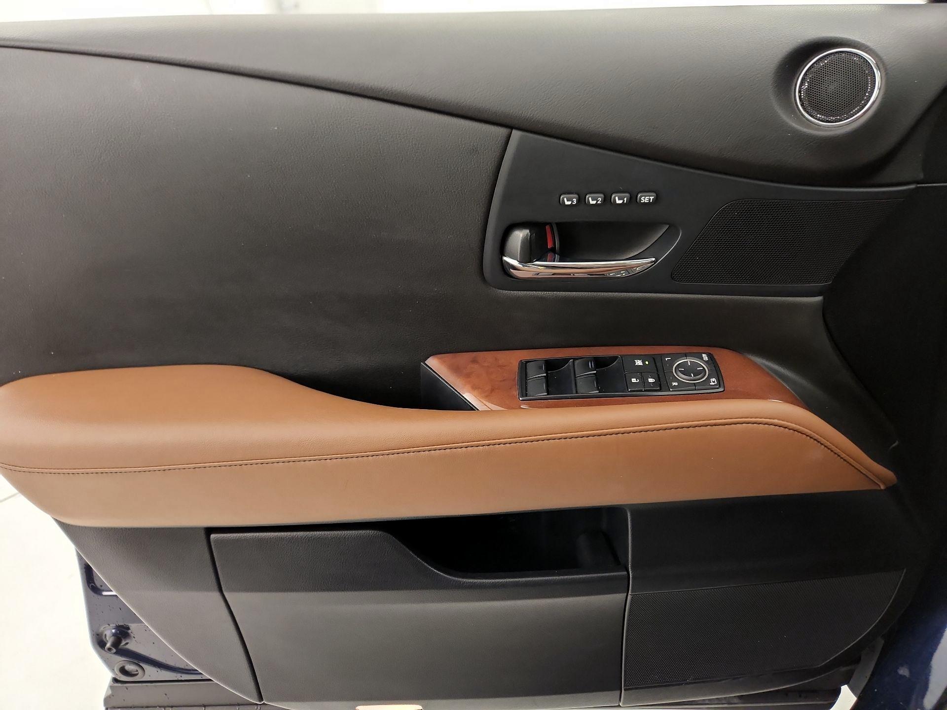 Thumbnail: 2015 Lexus RX - 12