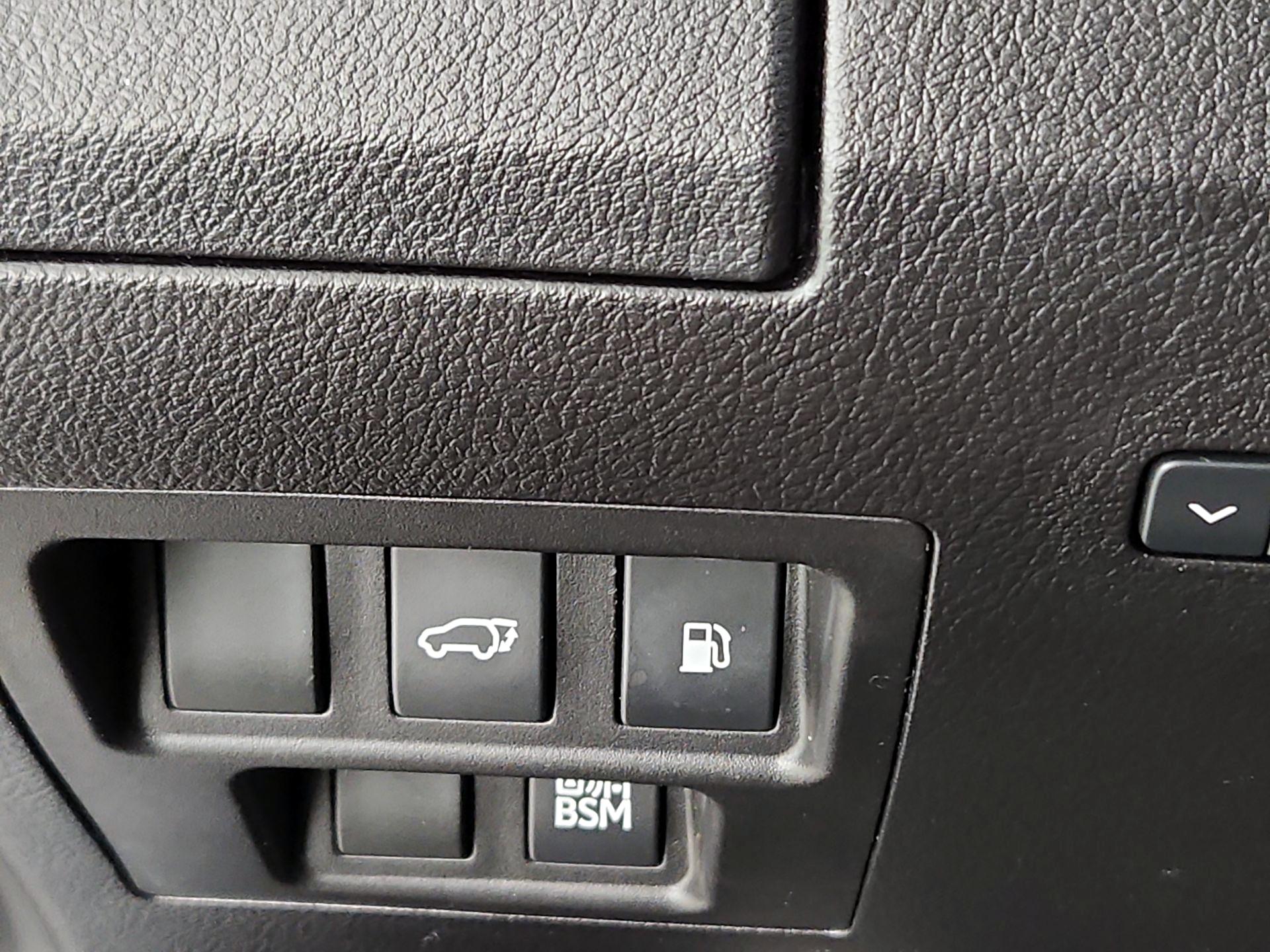 Thumbnail: 2015 Lexus RX - 13