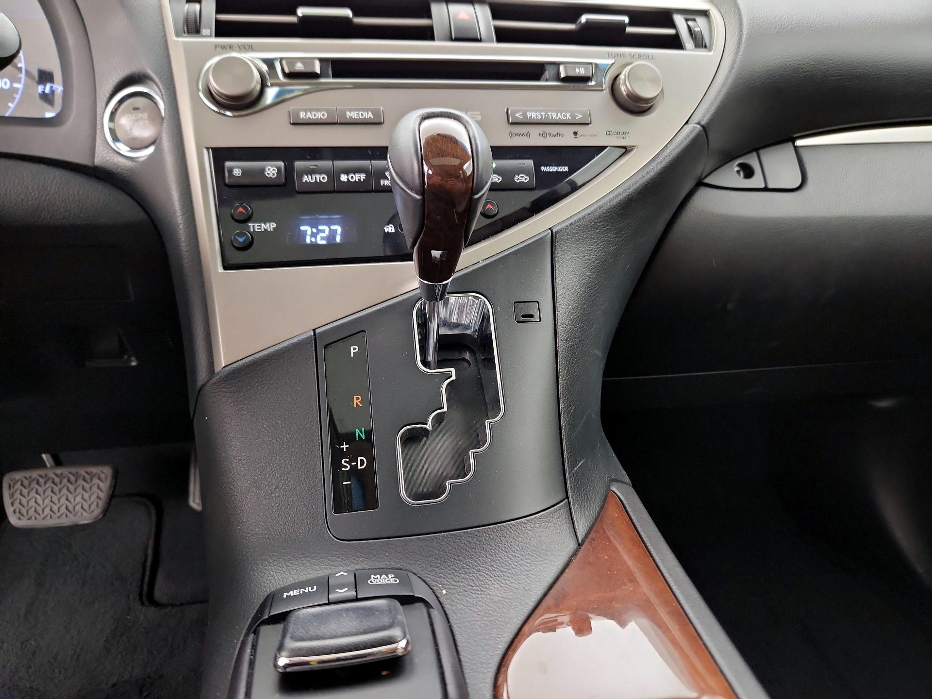 Thumbnail: 2015 Lexus RX - 18
