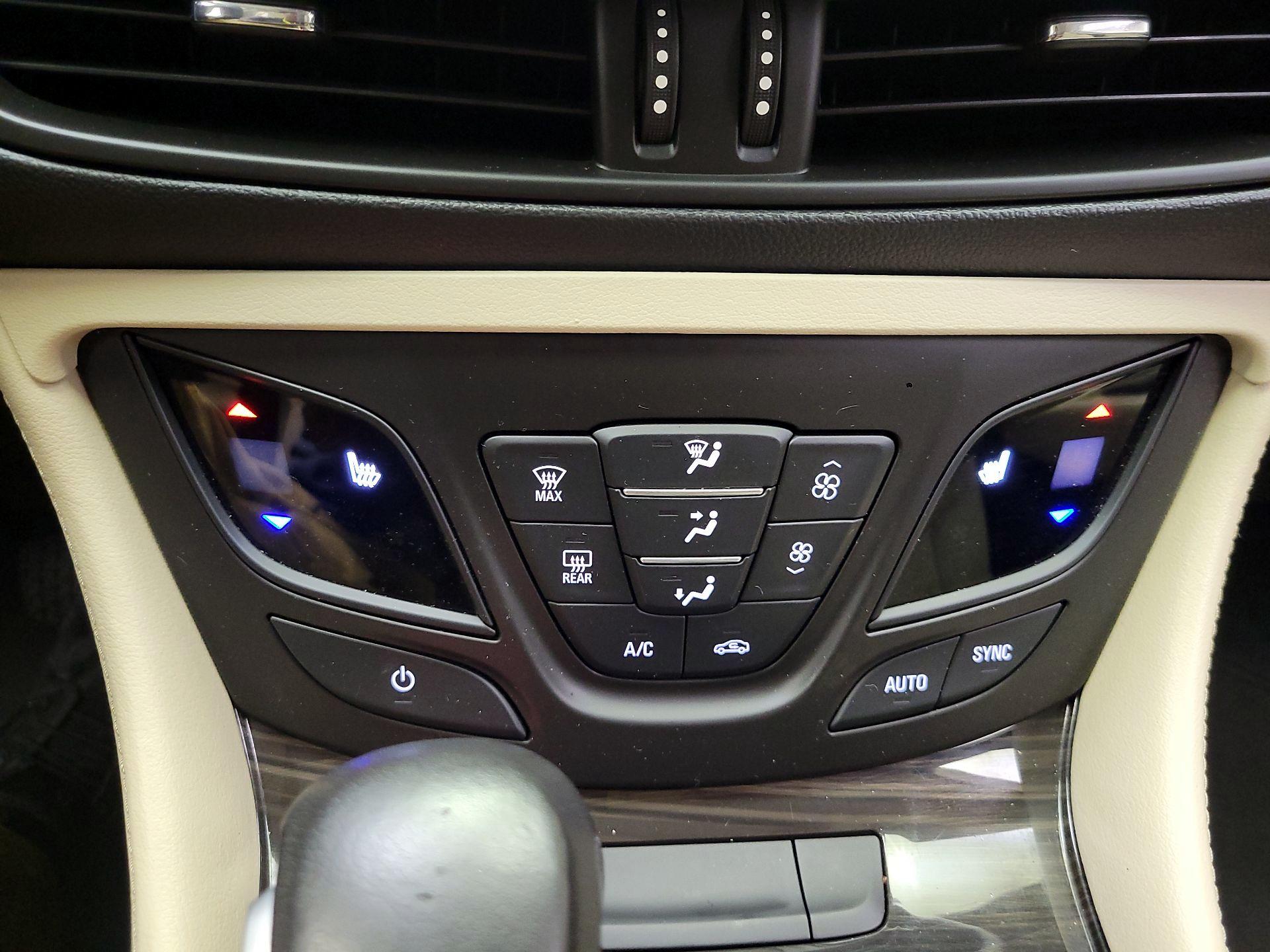 Thumbnail: 2020 Buick Envision - 16