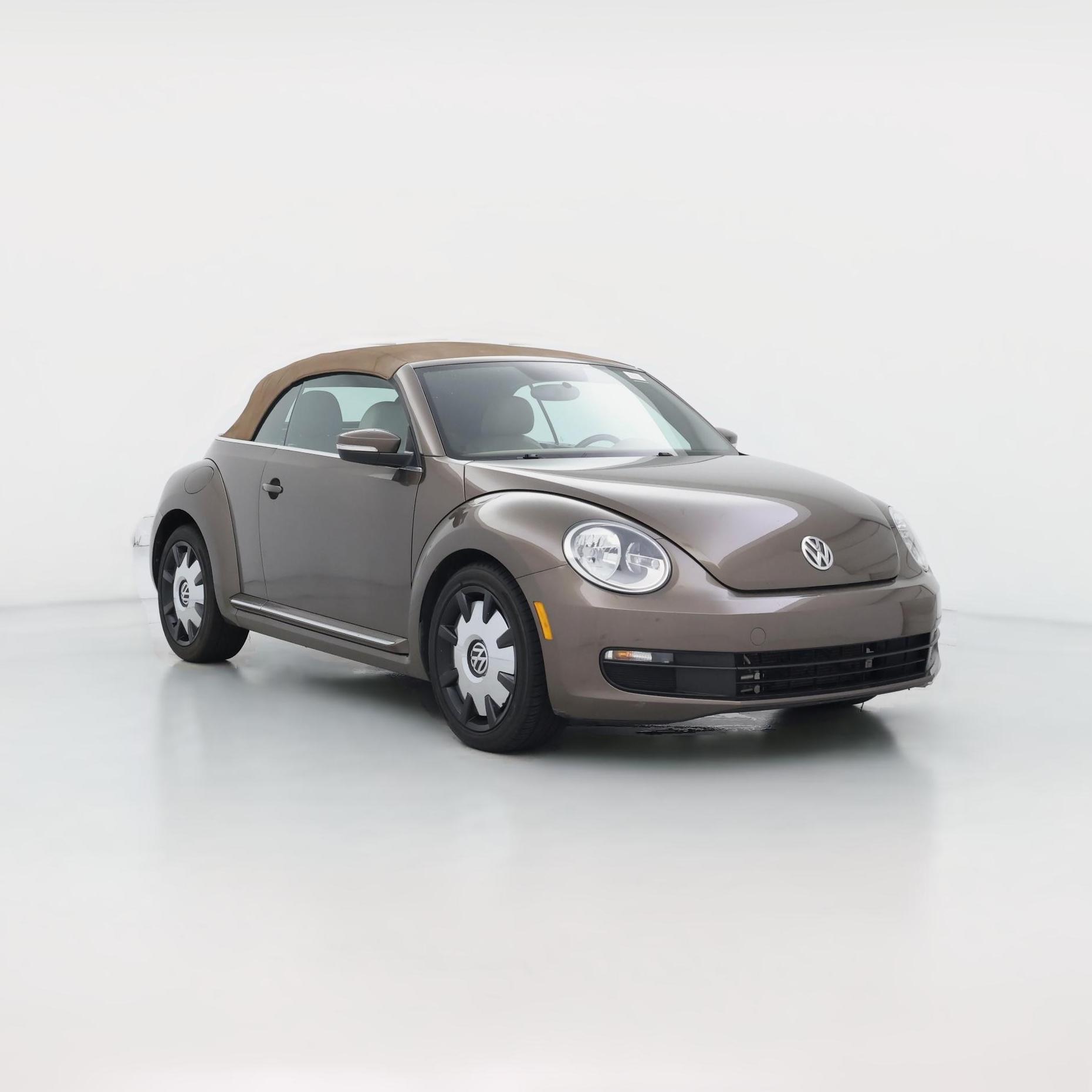 Thumbnail: 2015 Volkswagen Beetle - 1