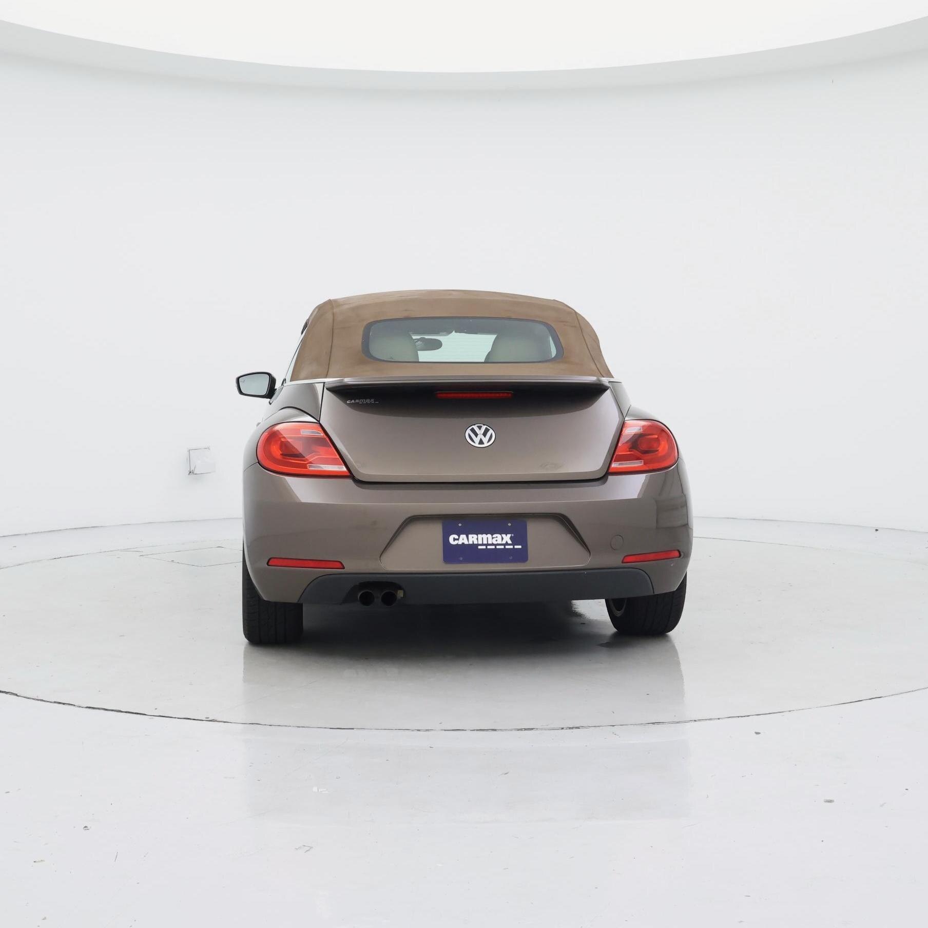 Thumbnail: 2015 Volkswagen Beetle - 6