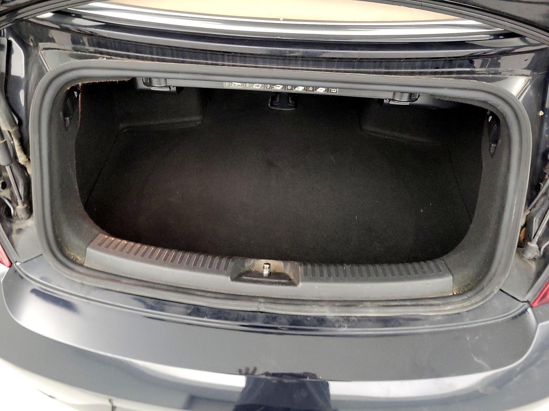 Thumbnail: 2019 Volkswagen Beetle - 20