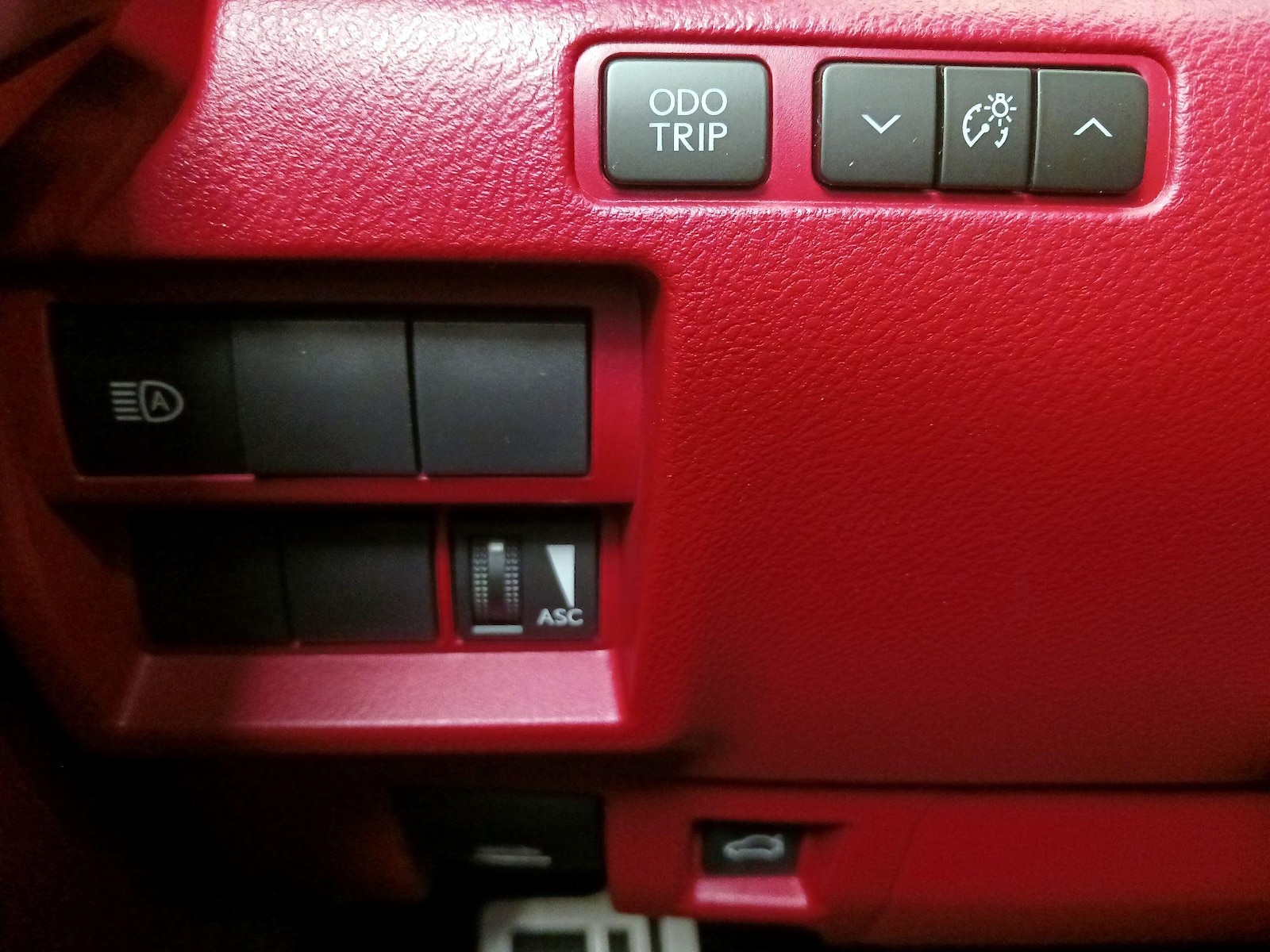 2024 Lexus IS 350 F SPORT - Photo 14