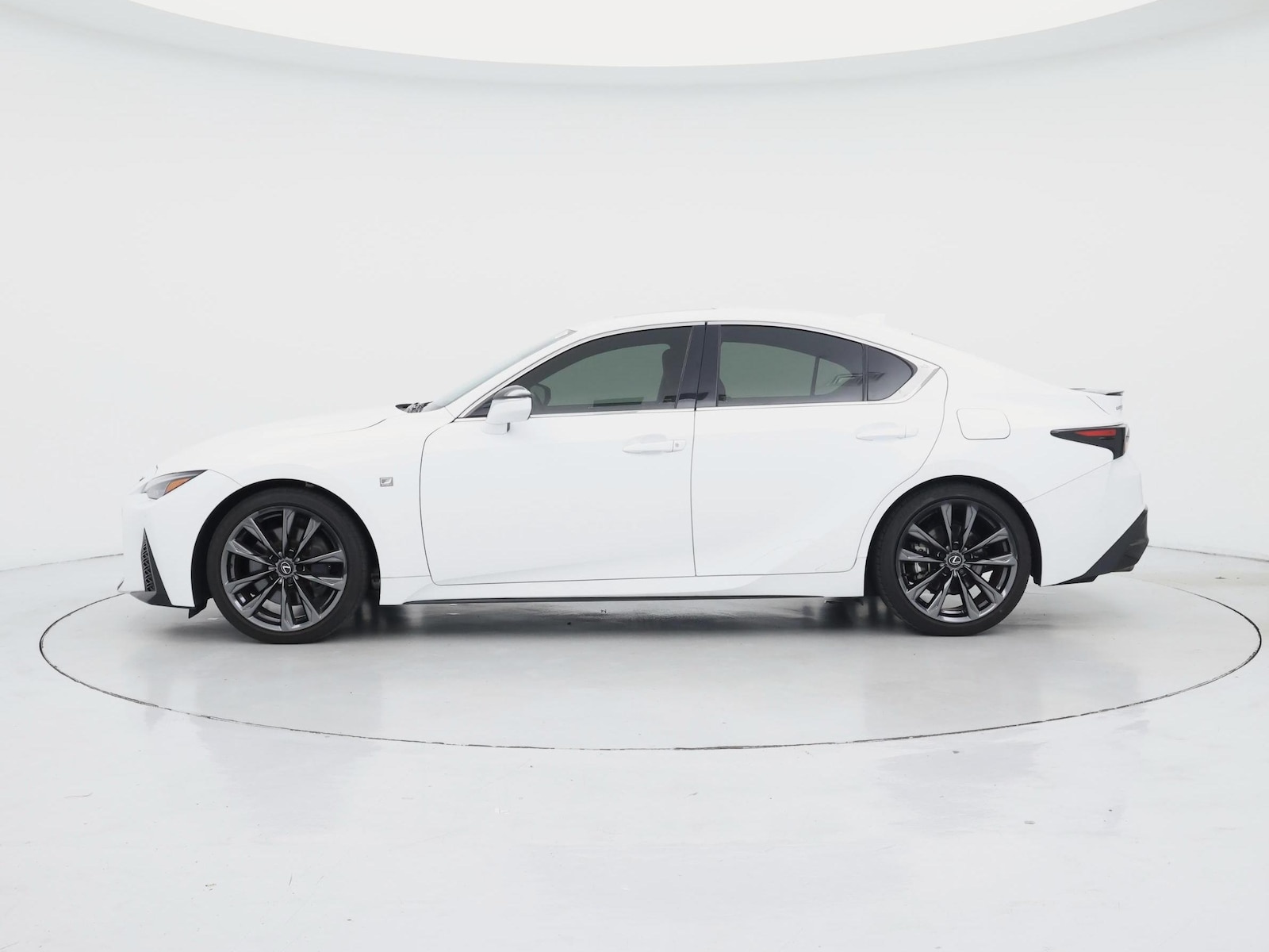 2024 Lexus IS 350 F SPORT - Photo 4
