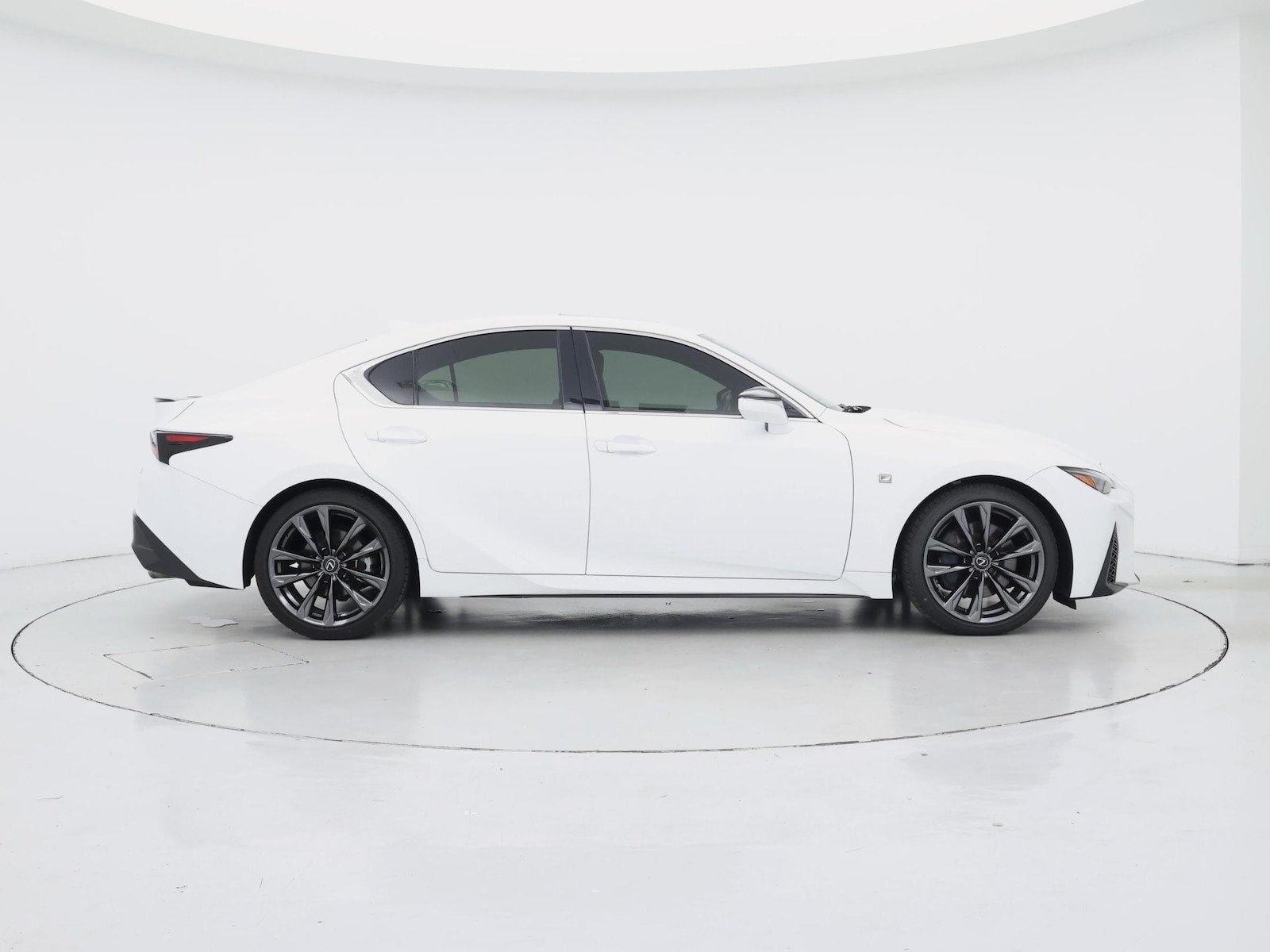 2024 Lexus IS 350 F SPORT - Photo 8