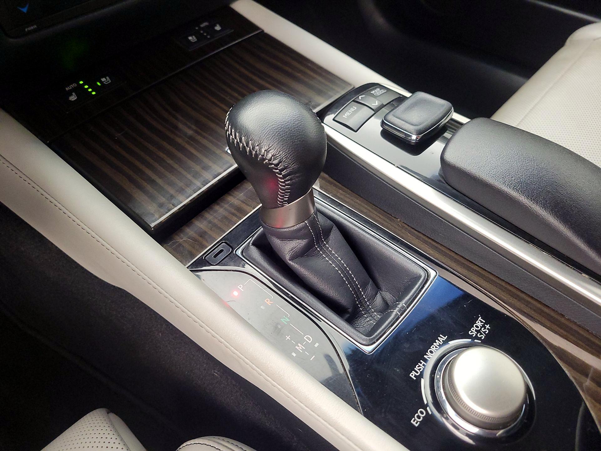 Thumbnail: 2015 Lexus GS - 18