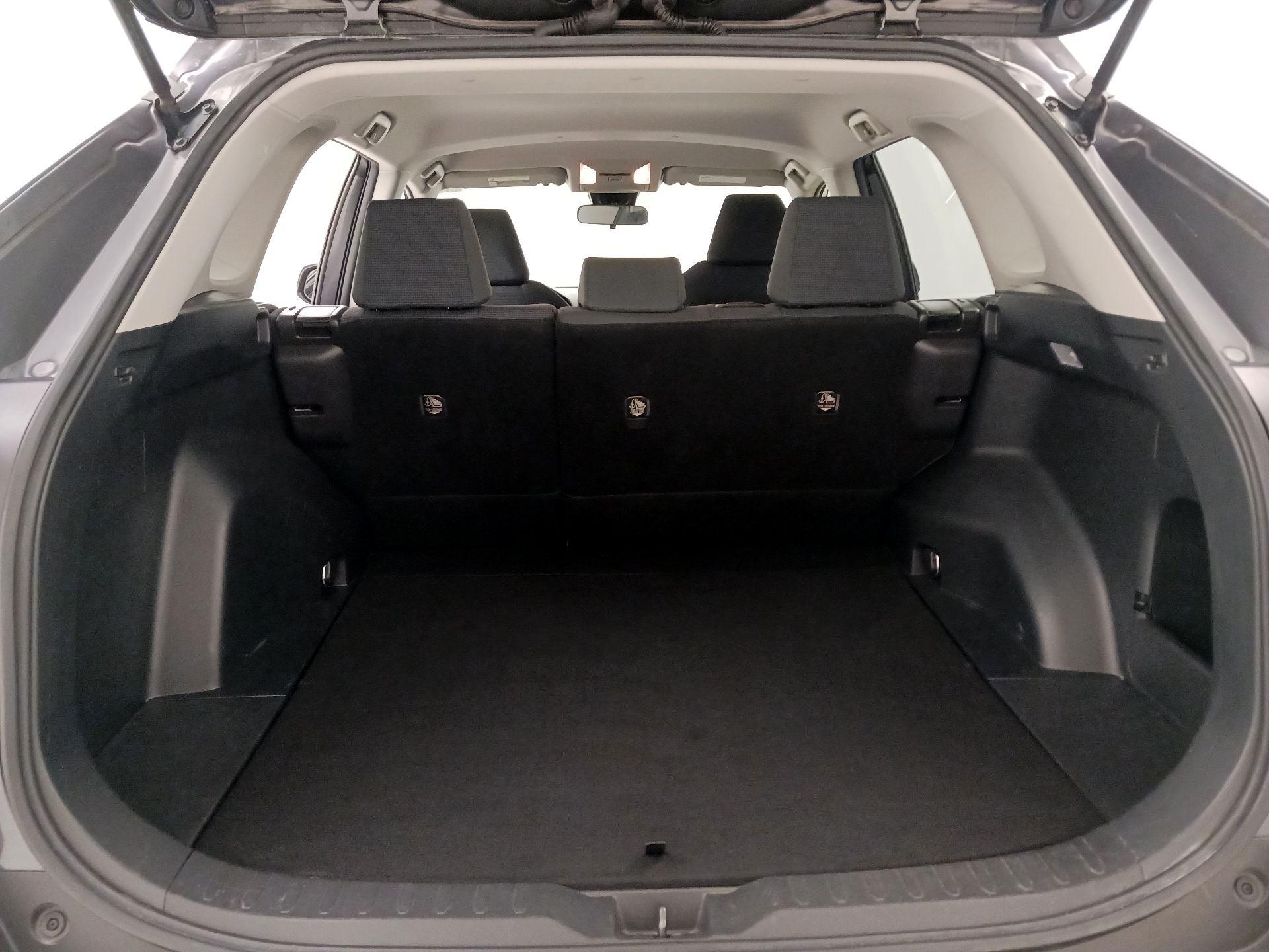 Thumbnail: 2019 Toyota RAV4 - 20