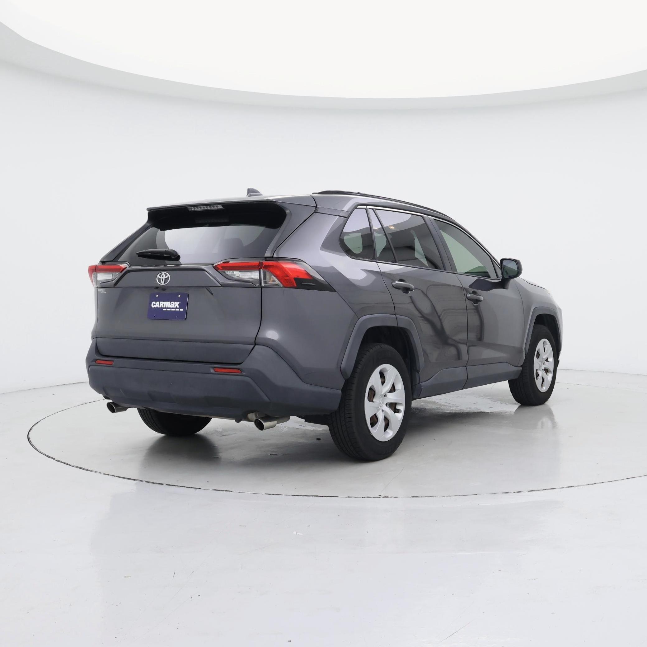Thumbnail: 2019 Toyota RAV4 - 8