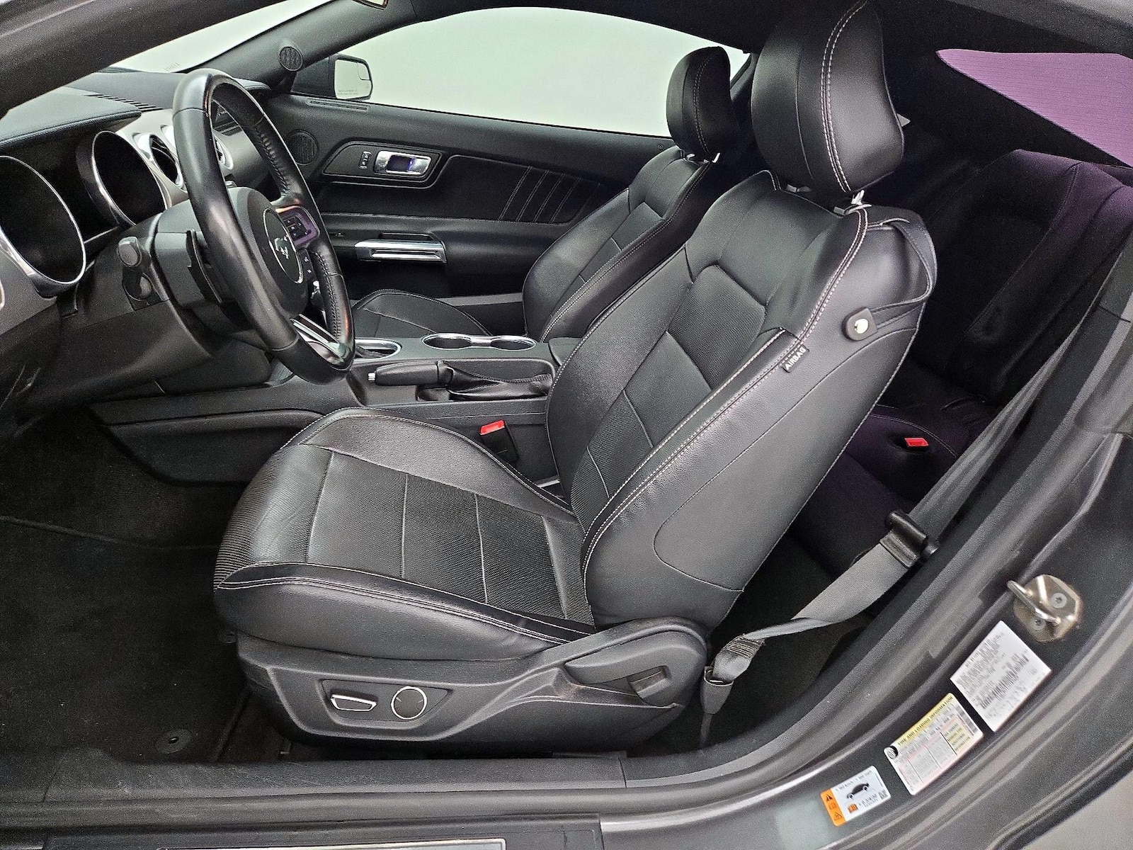 2018 Ford Mustang GT Premium - Photo 12