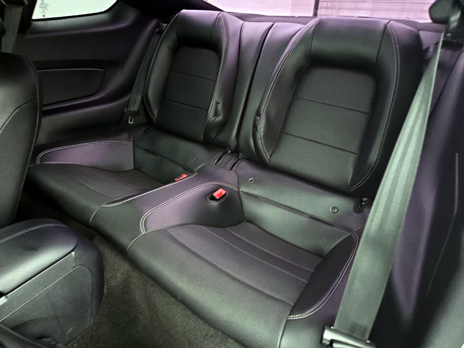 2018 Ford Mustang GT Premium - Photo 19