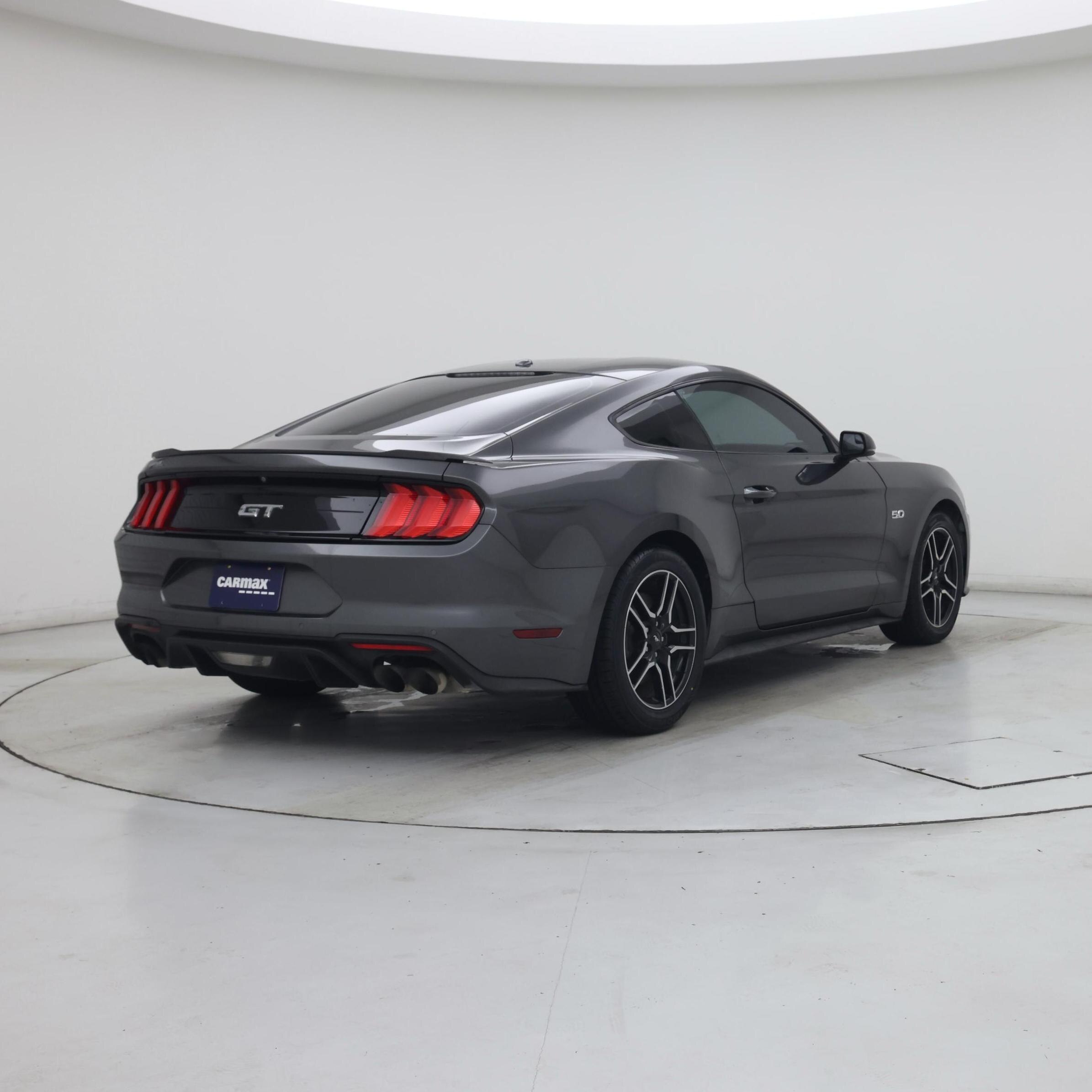 Thumbnail: 2018 Ford Mustang - 8