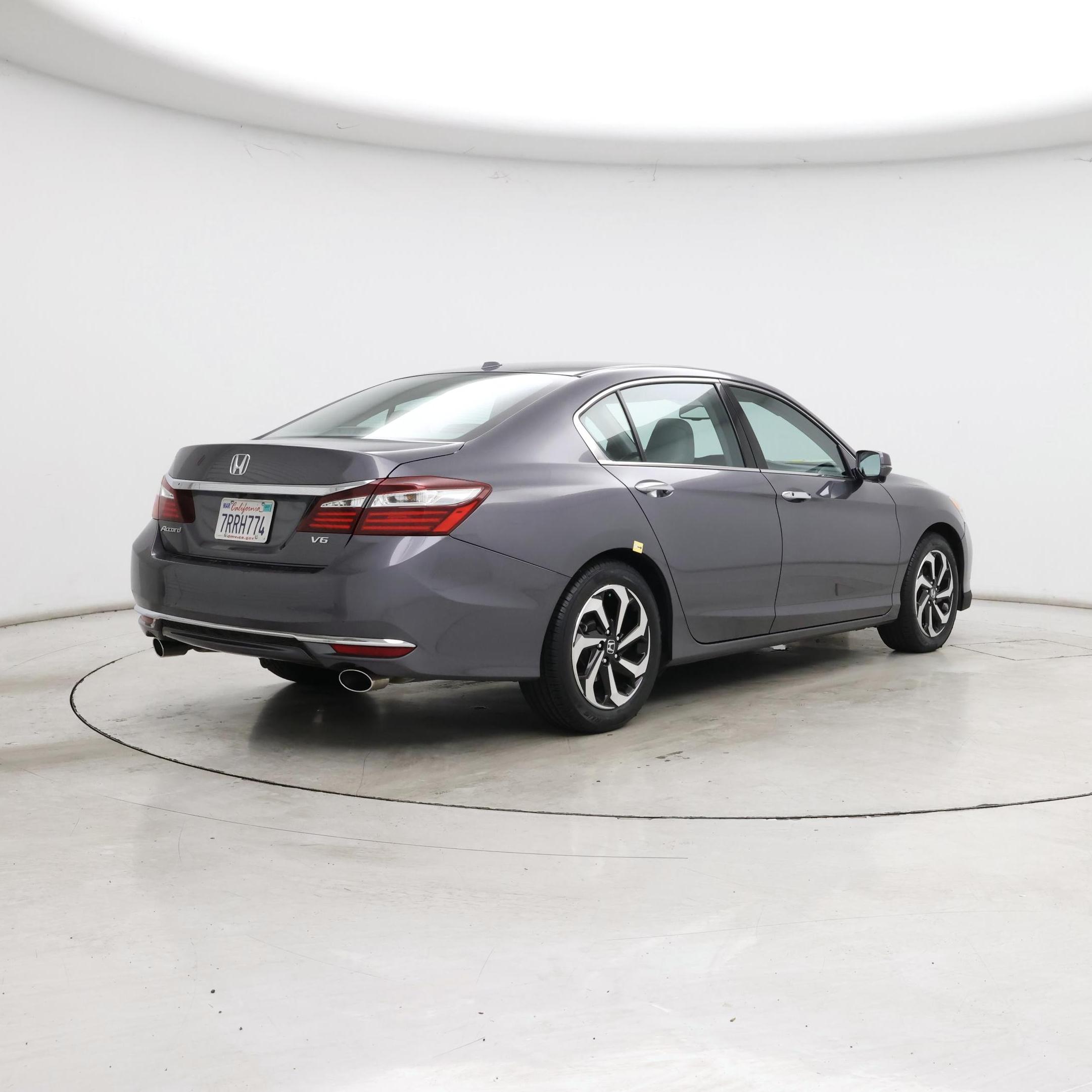 Thumbnail: 2016 Honda Accord - 8