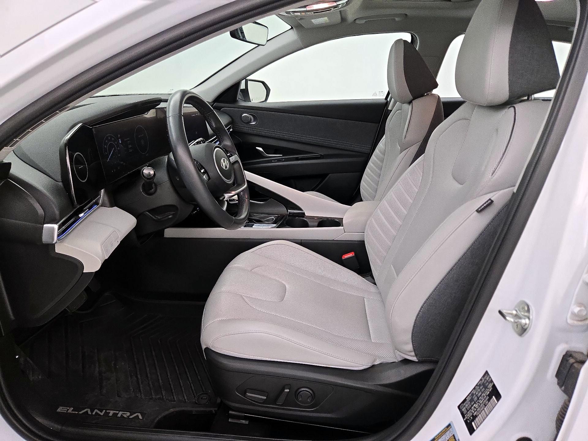 Thumbnail: 2024 Hyundai Elantra - 11