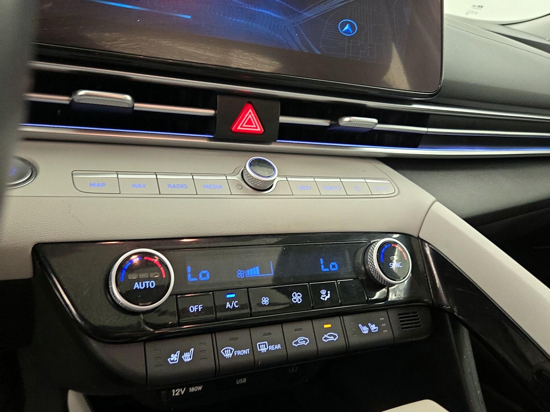 Thumbnail: 2024 Hyundai Elantra - 17