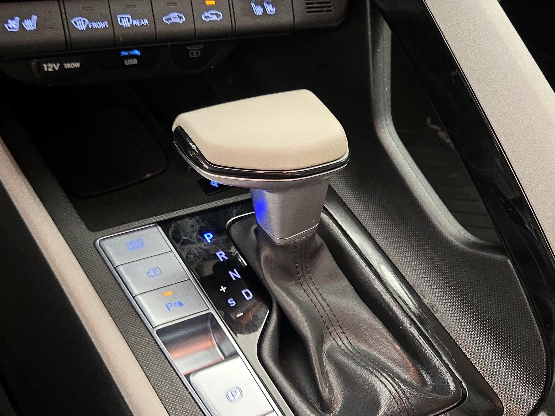Thumbnail: 2024 Hyundai Elantra - 18