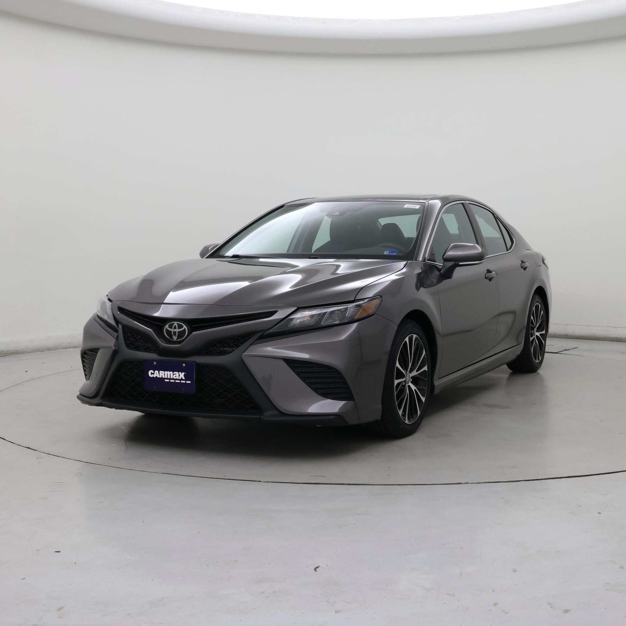 Thumbnail: 2020 Toyota Camry - 4