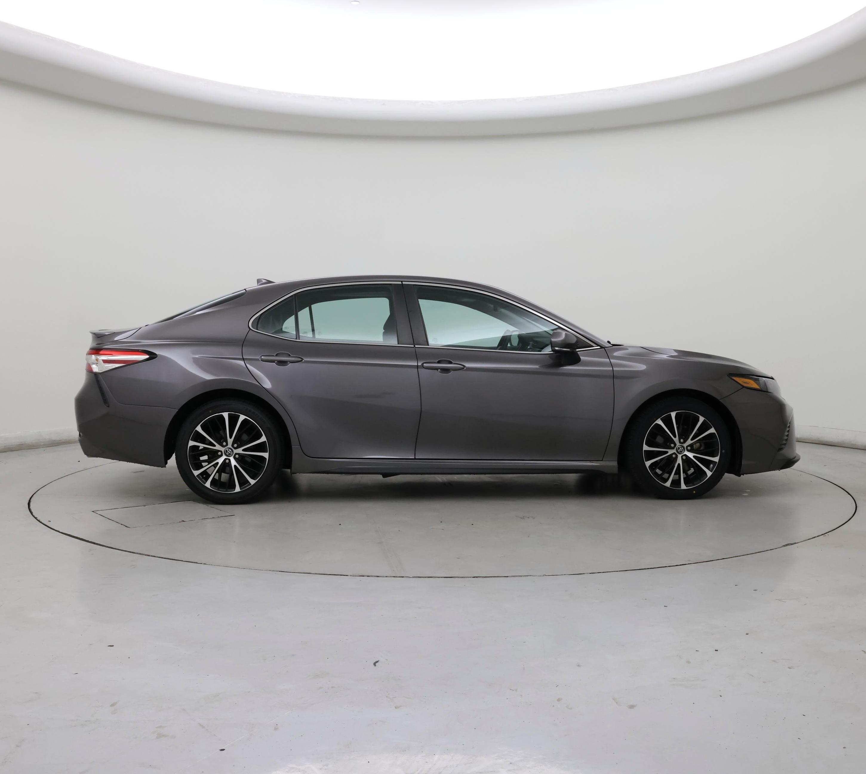 Thumbnail: 2020 Toyota Camry - 7