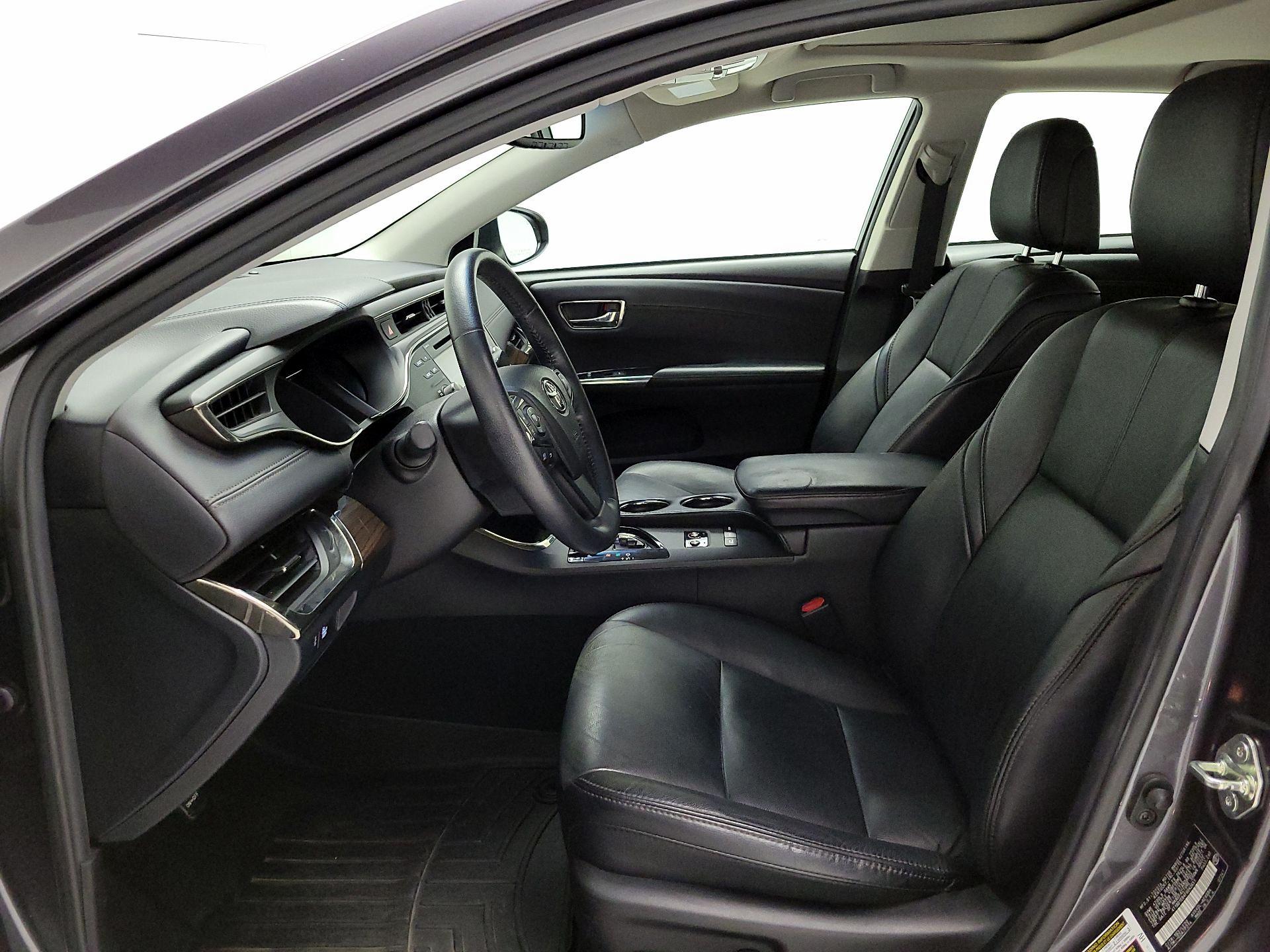 Thumbnail: 2015 Toyota Avalon - 11