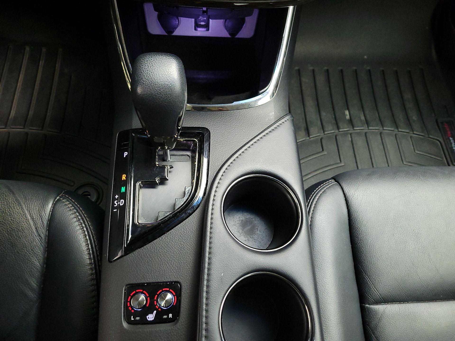 Thumbnail: 2015 Toyota Avalon - 17