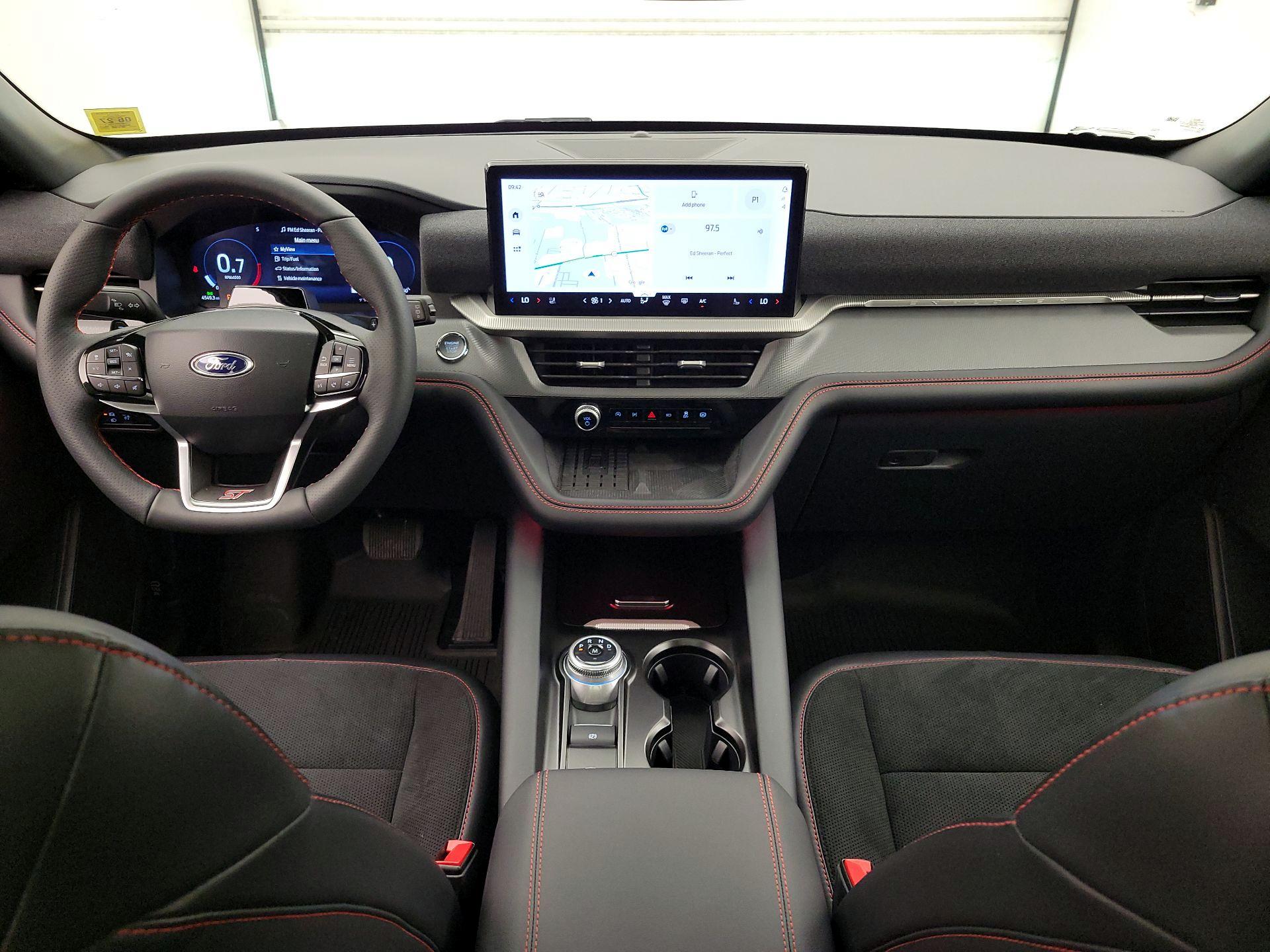 Thumbnail: 2025 Ford Explorer - 9