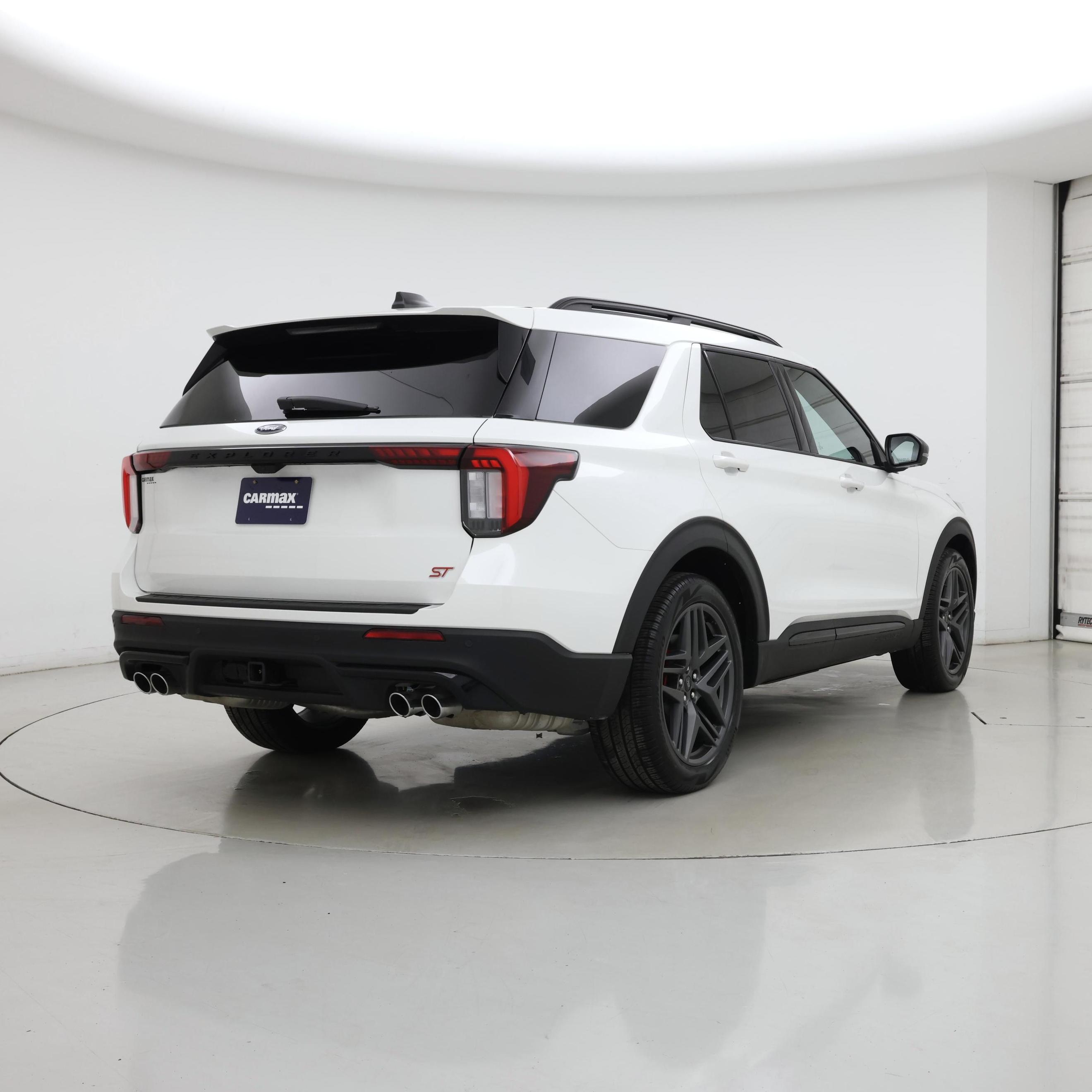 Thumbnail: 2025 Ford Explorer - 8