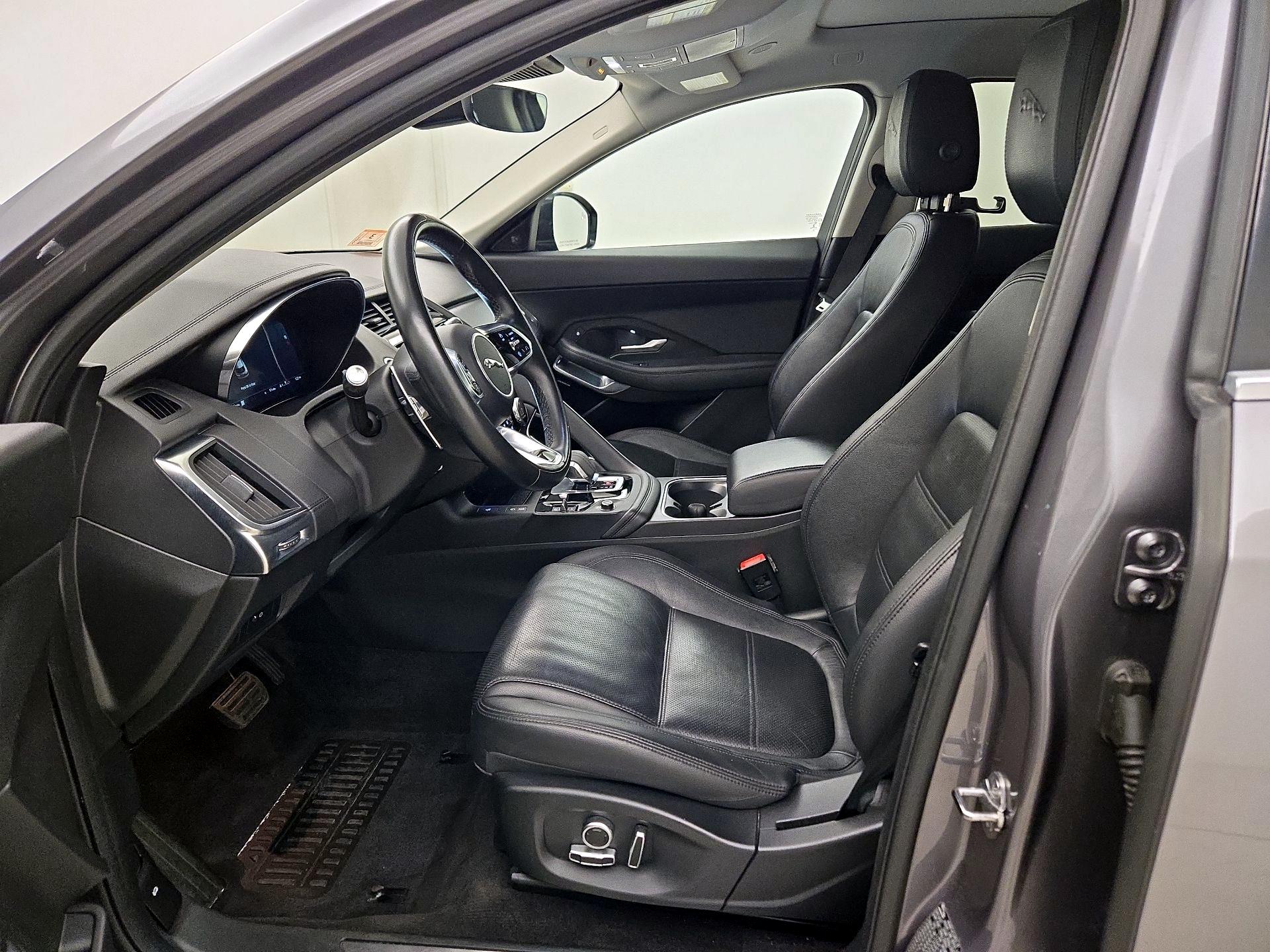 Thumbnail: 2021 Jaguar E-Pace - 11