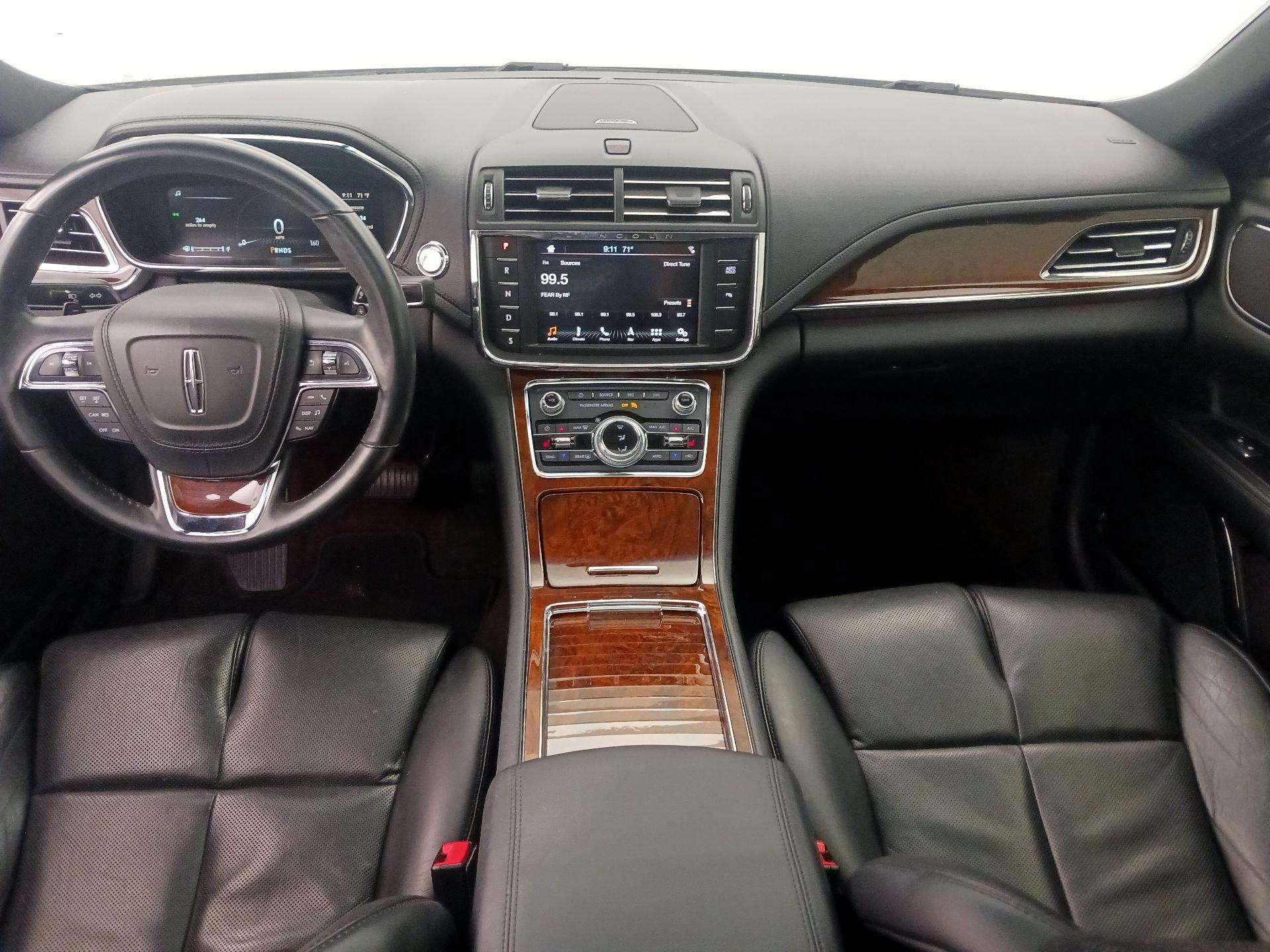 Thumbnail: 2018 Lincoln Continental - 9