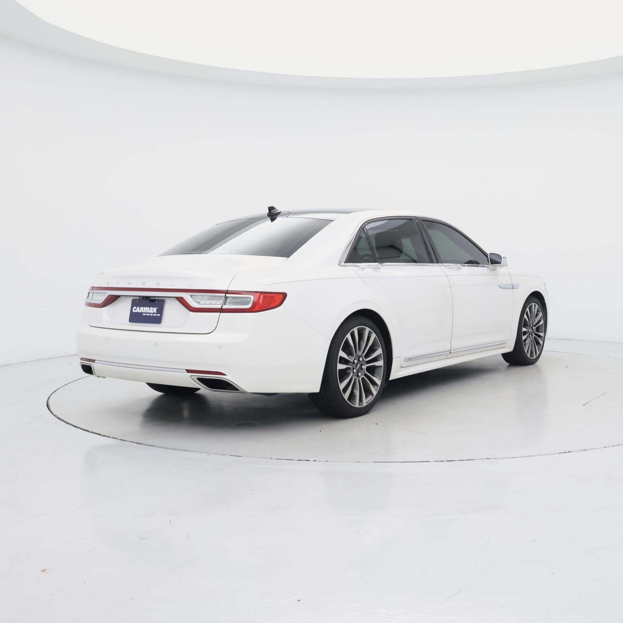 Thumbnail: 2018 Lincoln Continental - 8