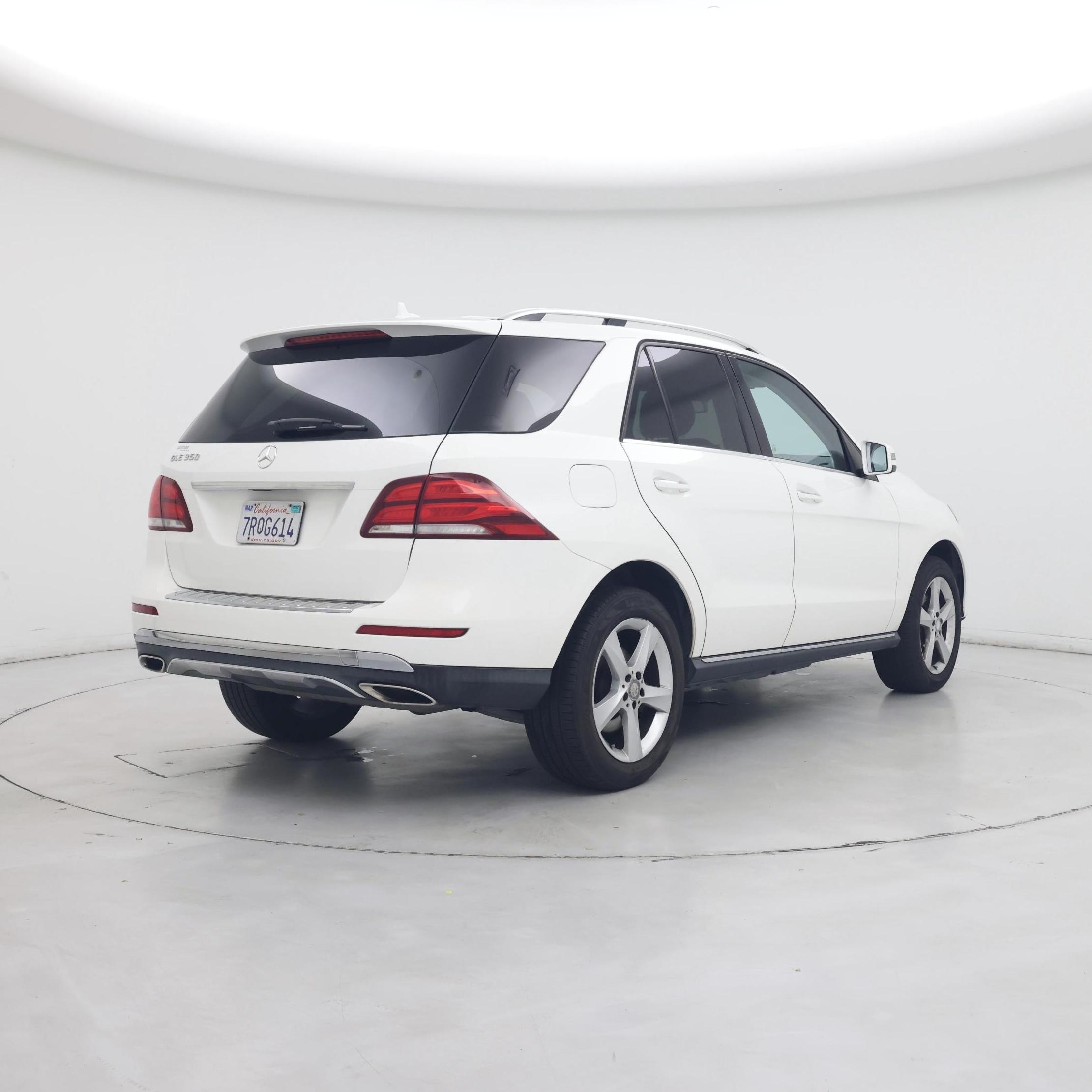 Thumbnail: 2016 Mercedes-Benz GLE - 8