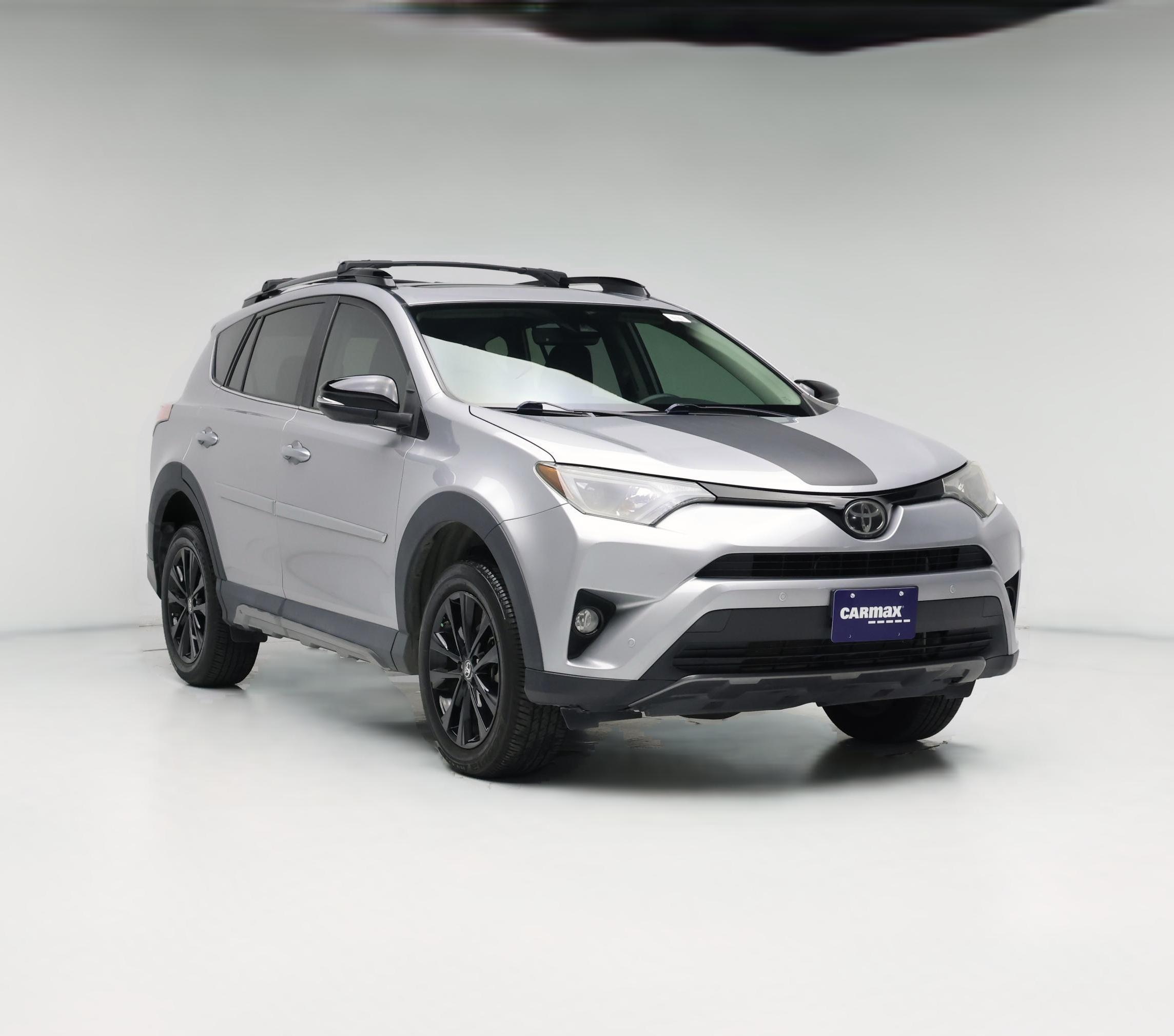Thumbnail: 2018 Toyota RAV4 - 1
