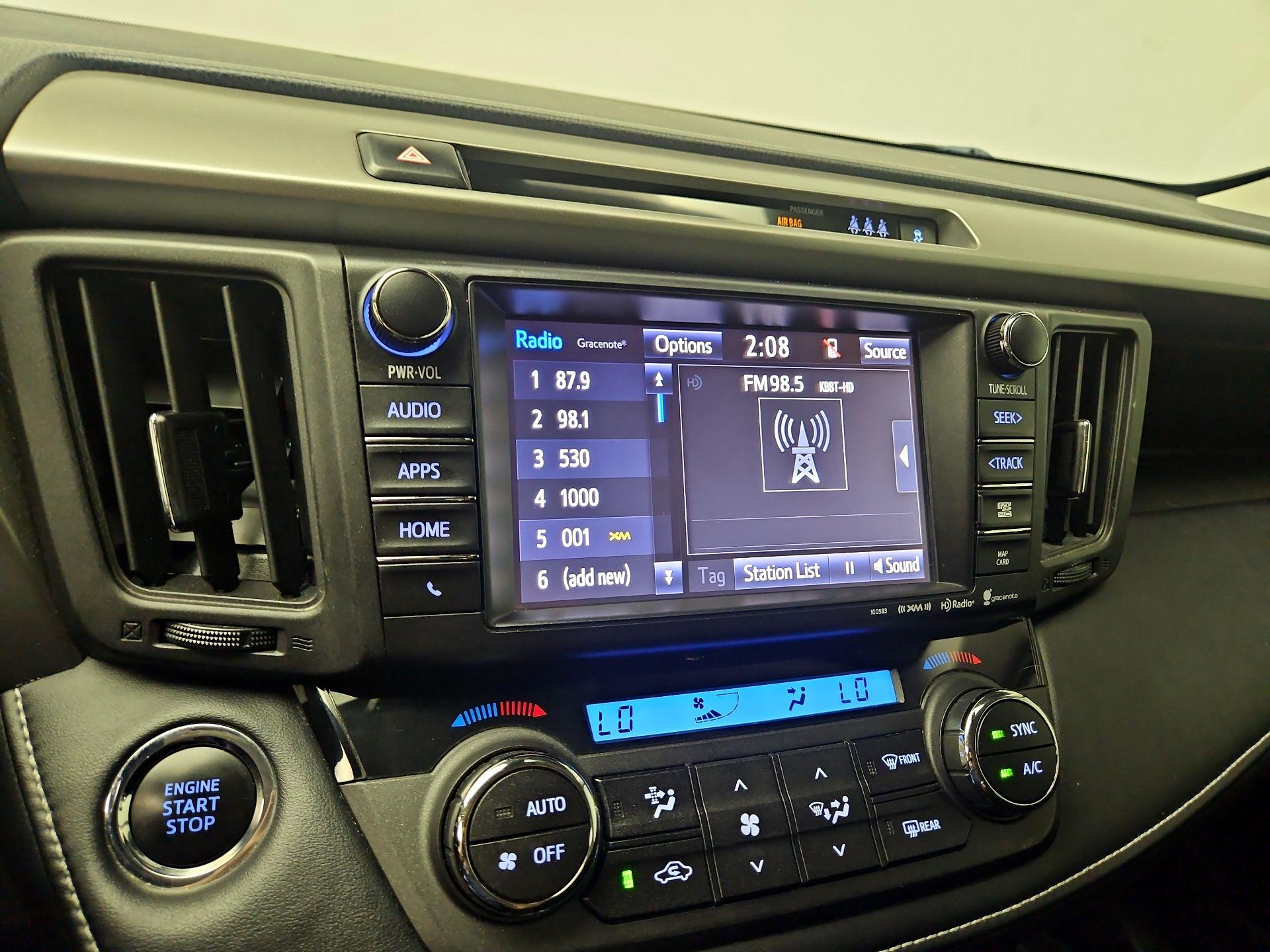Thumbnail: 2018 Toyota RAV4 - 16