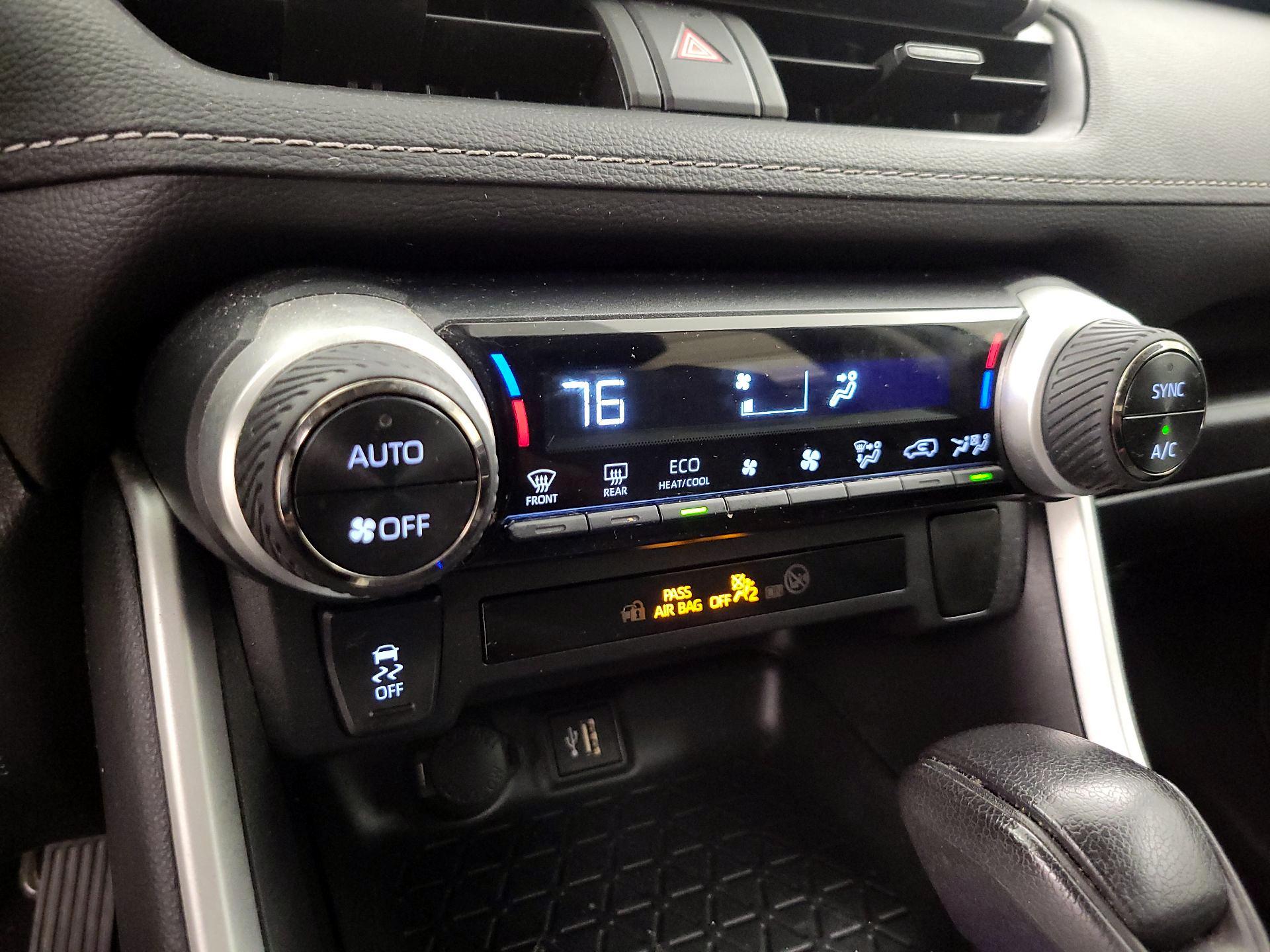Thumbnail: 2023 Toyota RAV4 - 16