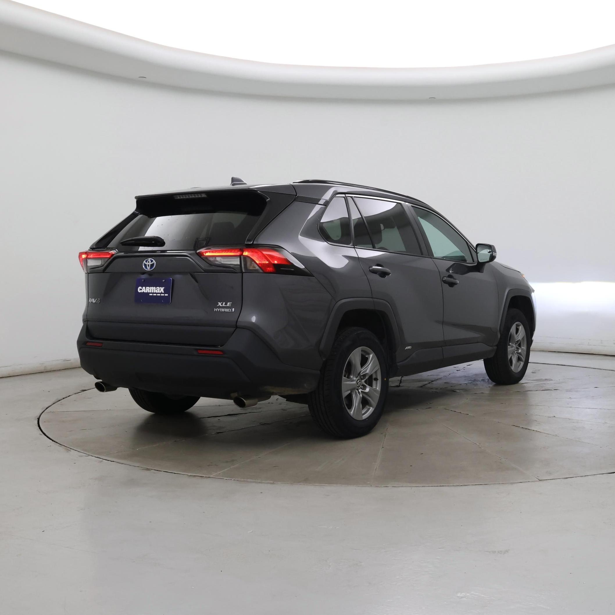 Thumbnail: 2023 Toyota RAV4 - 8
