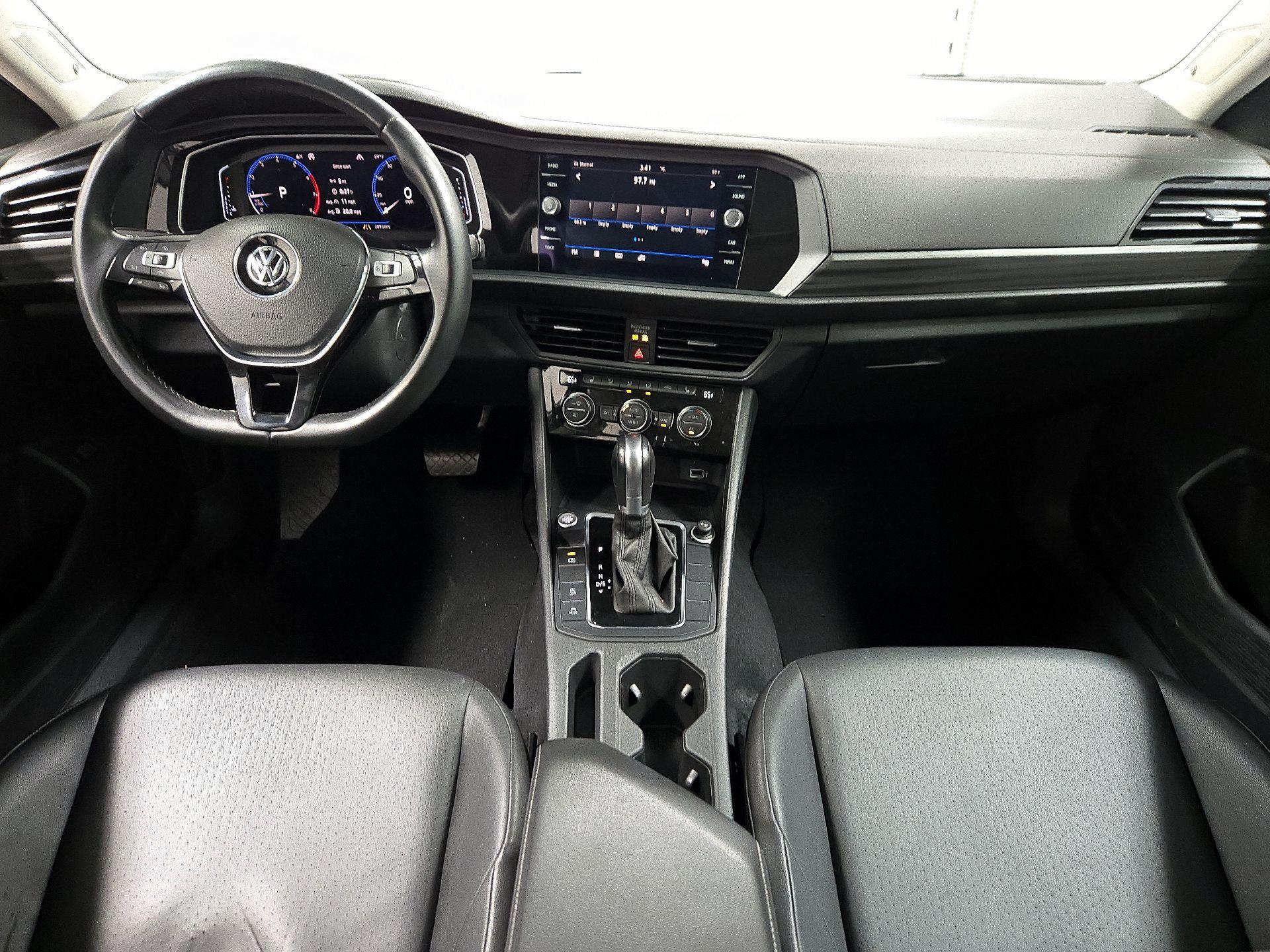 Thumbnail: 2019 Volkswagen Jetta - 9