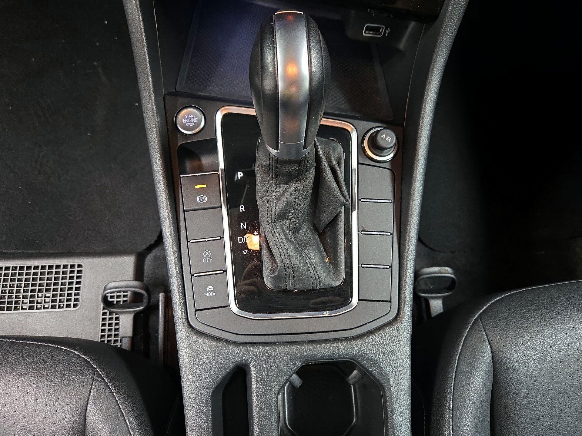 Thumbnail: 2019 Volkswagen Jetta - 17