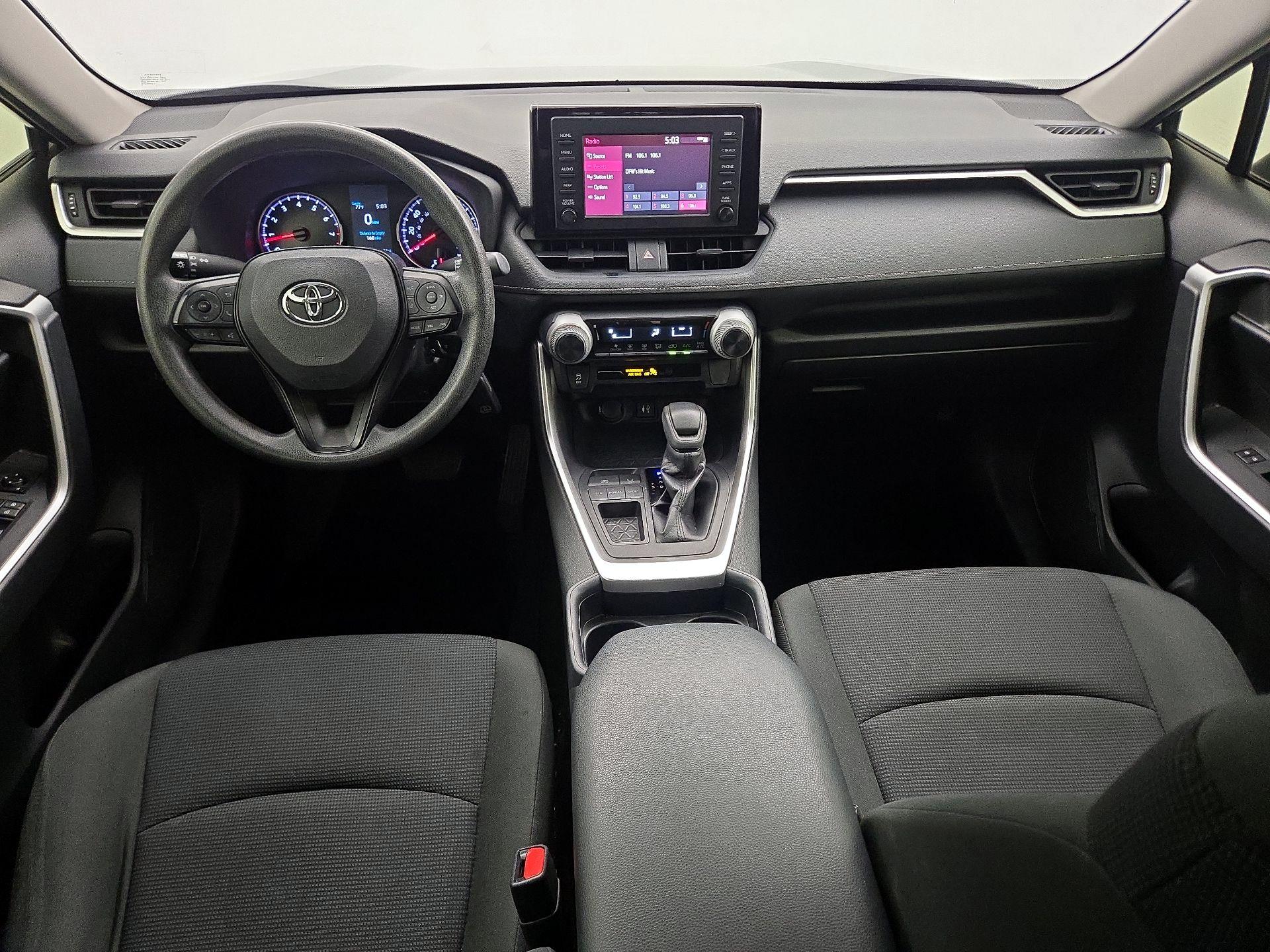 Thumbnail: 2019 Toyota RAV4 - 9