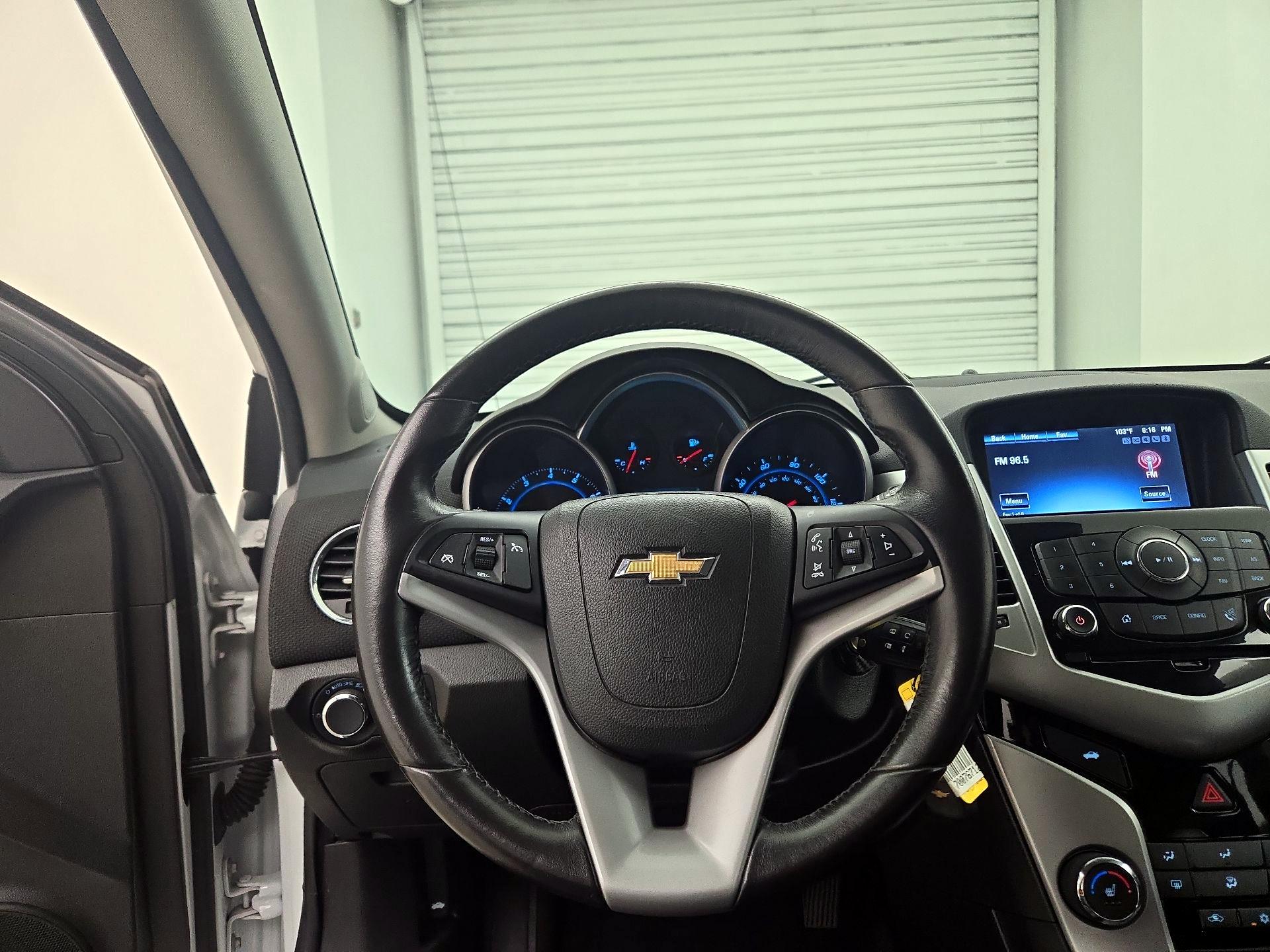 Thumbnail: 2015 Chevrolet Cruze - 10