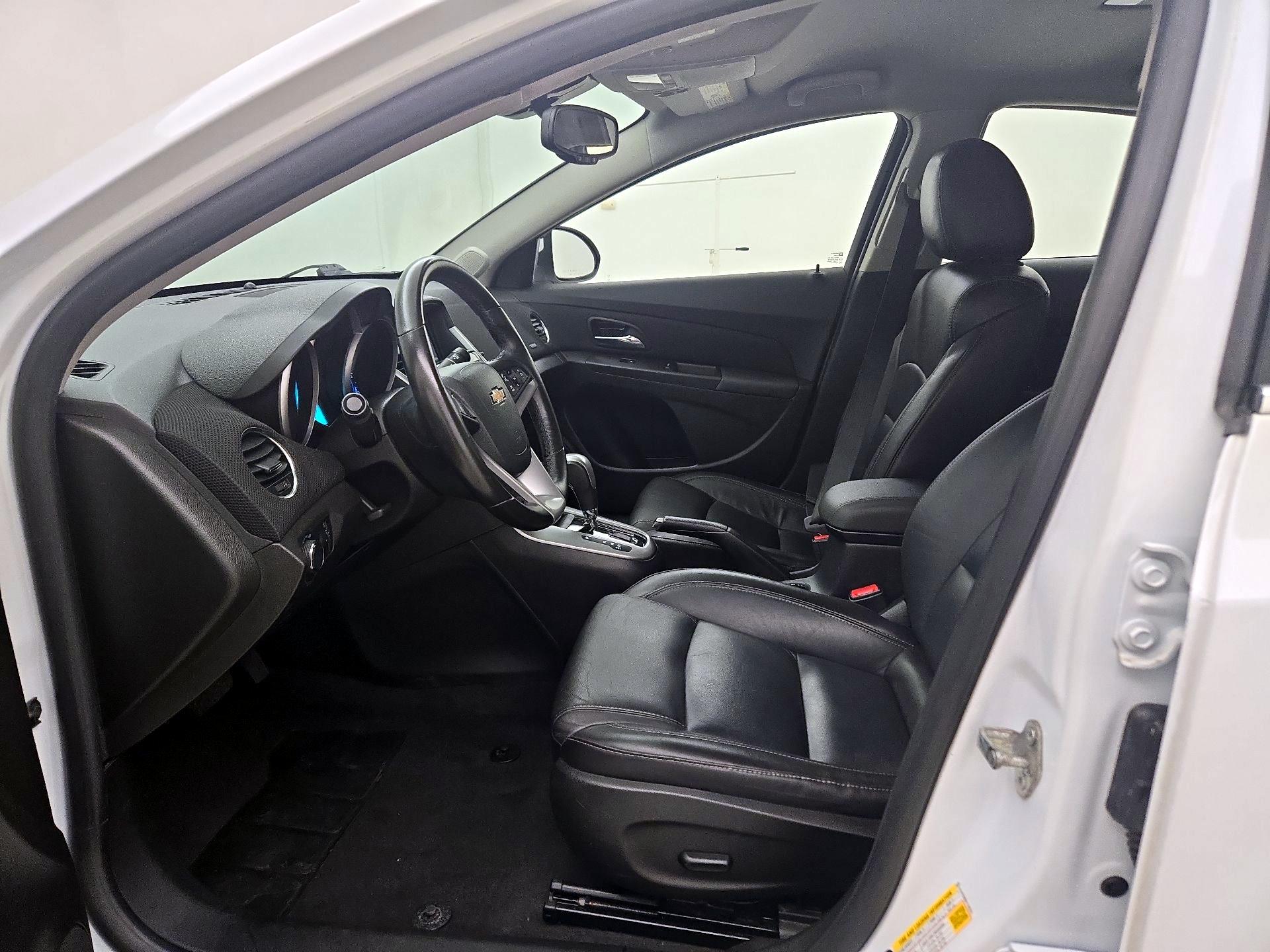 Thumbnail: 2015 Chevrolet Cruze - 11