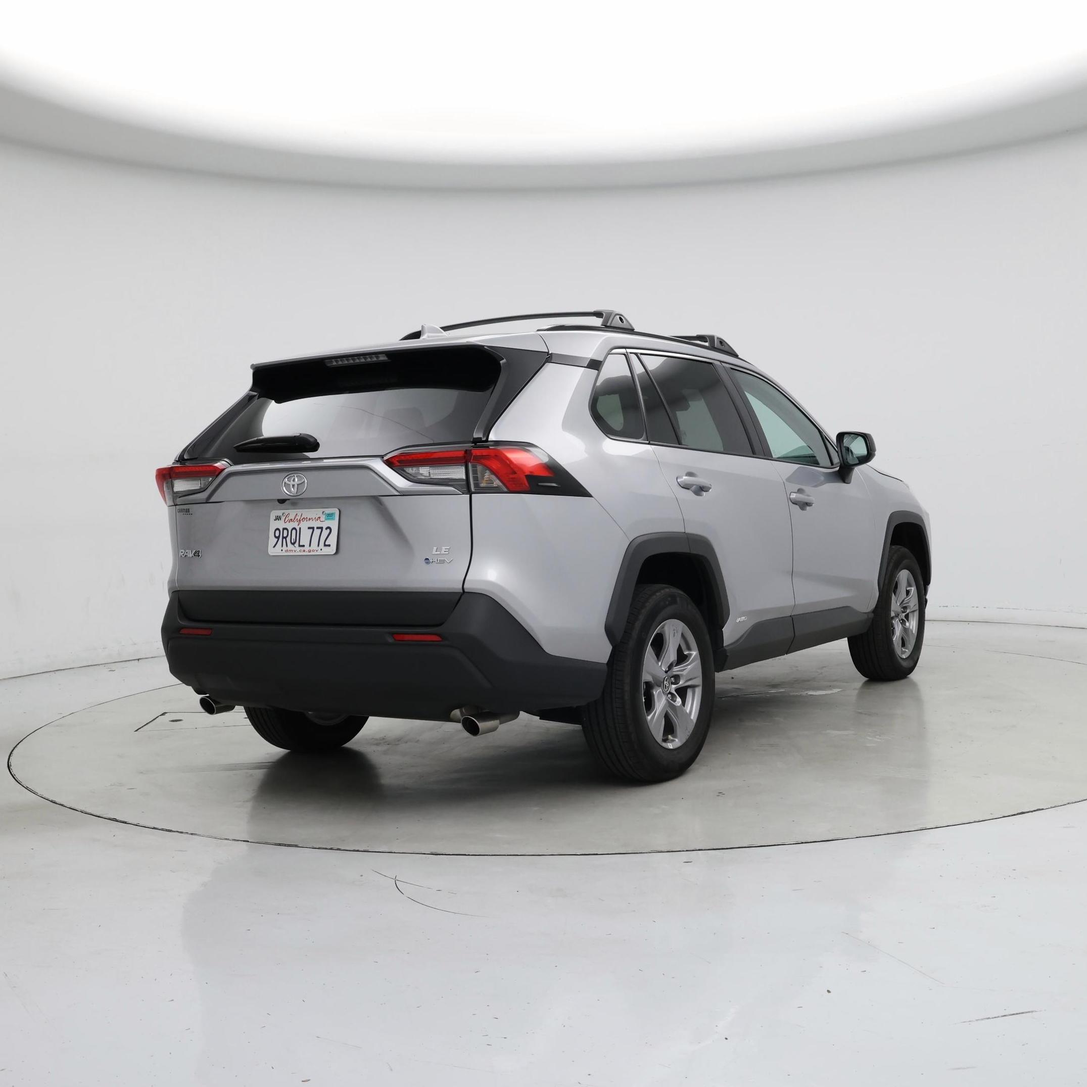 Thumbnail: 2025 Toyota RAV4 - 8