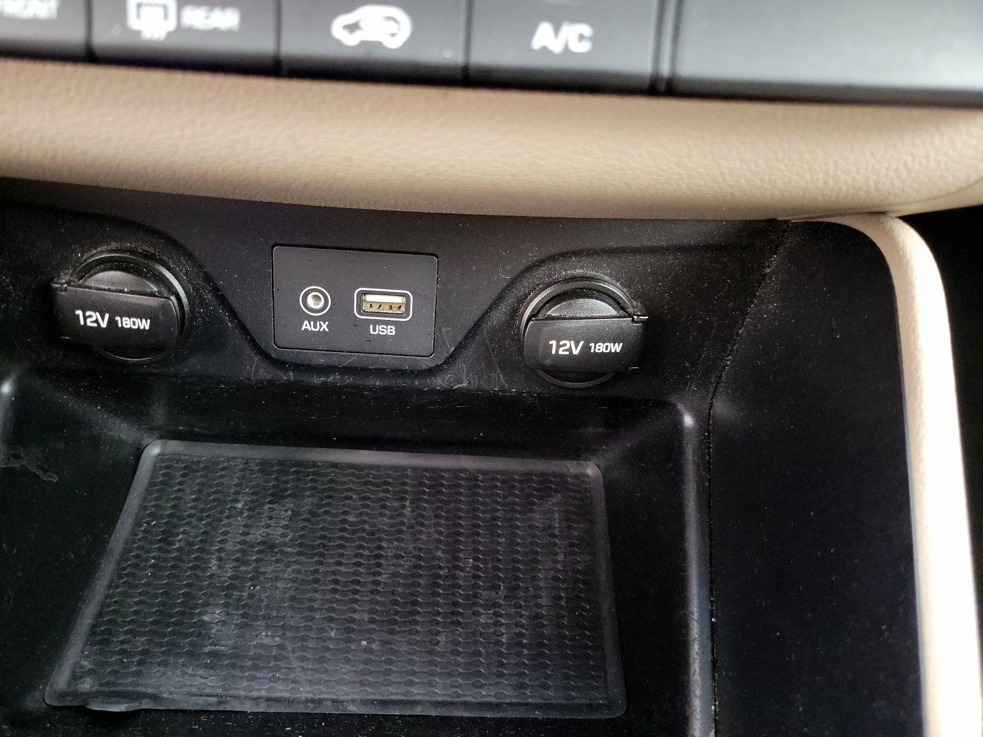 Thumbnail: 2017 Hyundai Tucson - 18