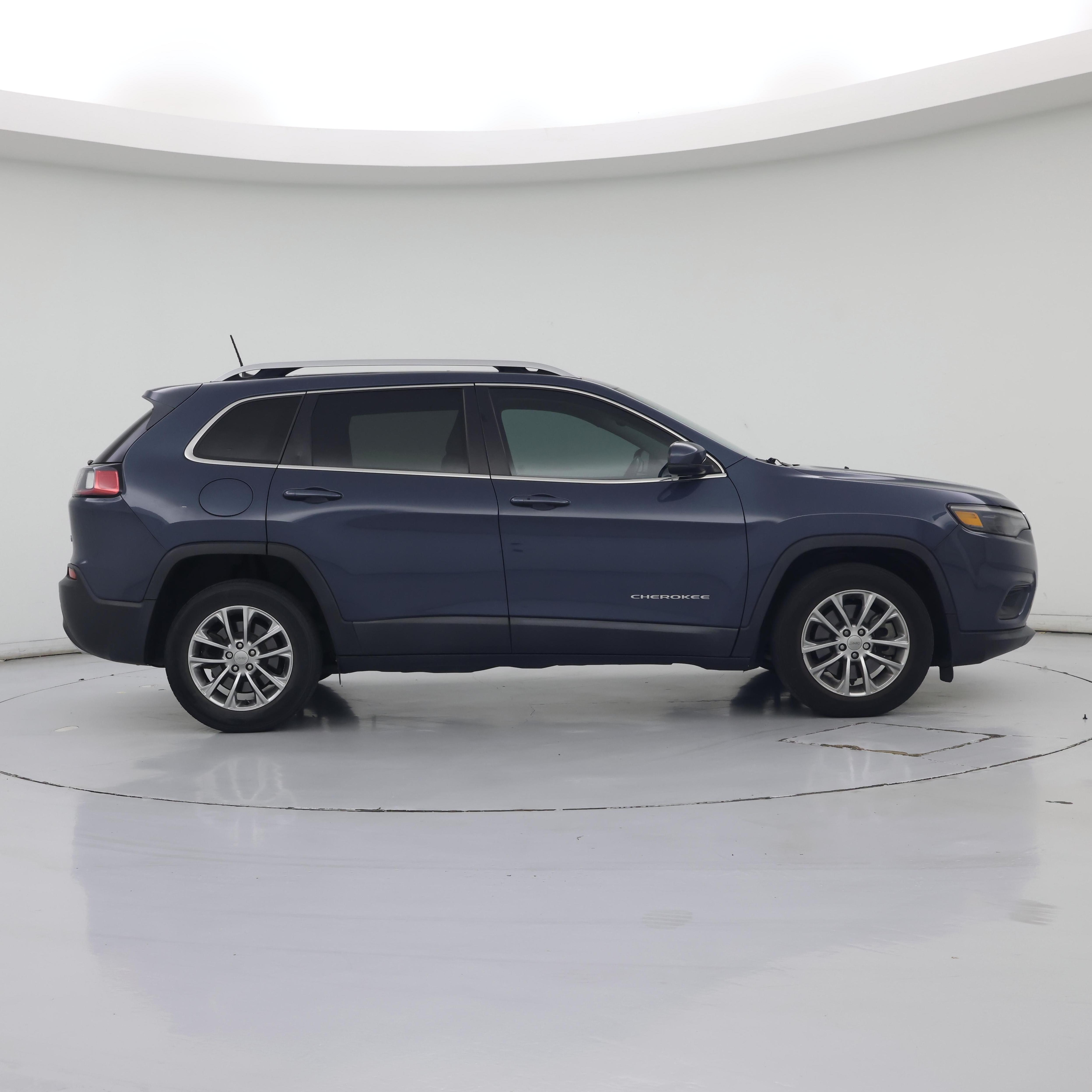 Thumbnail: 2021 Jeep Cherokee - 7