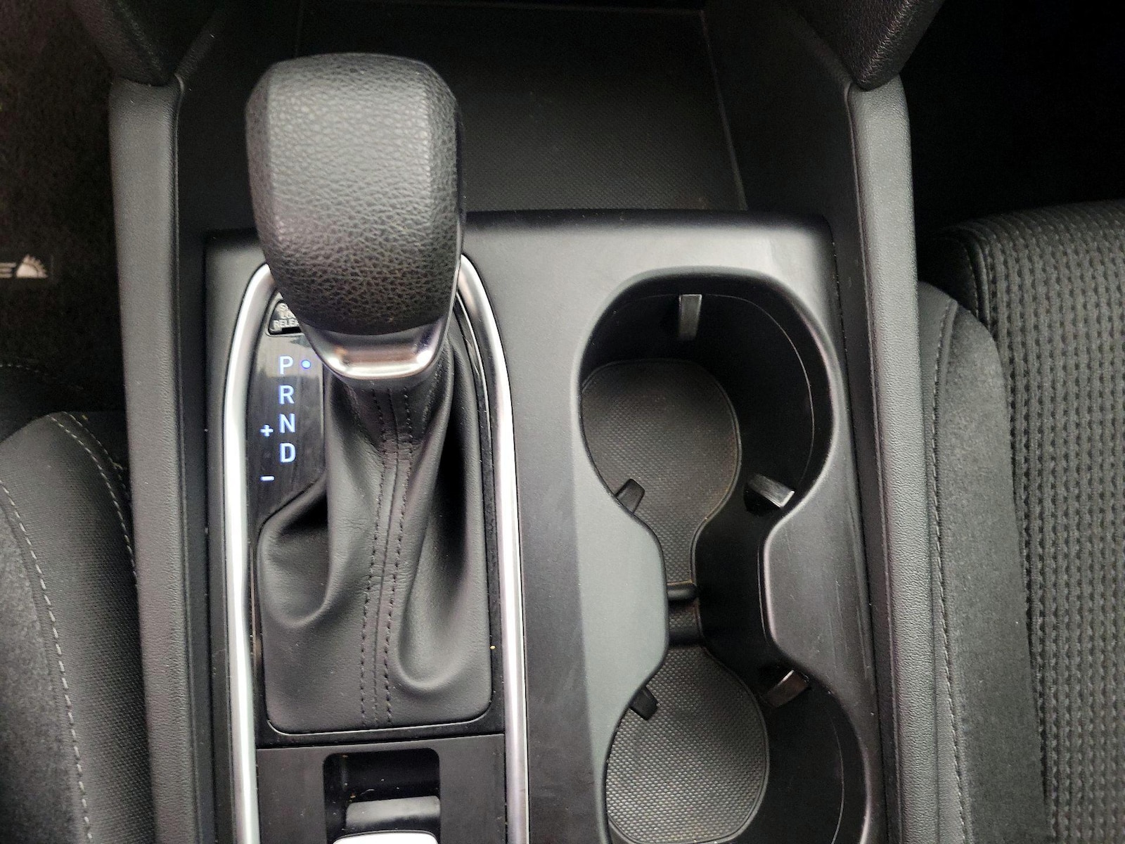 2019 Hyundai Santa Fe SEL - Photo 18