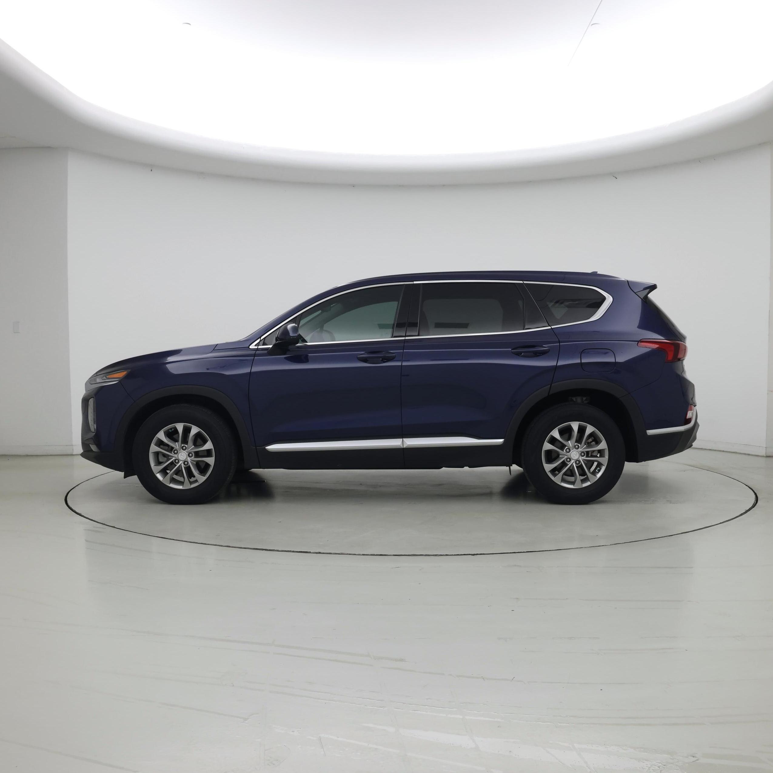 Thumbnail: 2019 Hyundai Santa Fe - 3