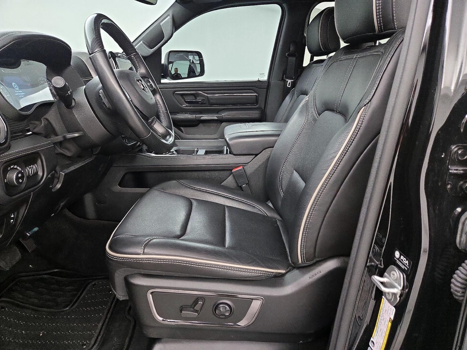 2022 RAM Ram 1500 Pickup Limited - Photo 12