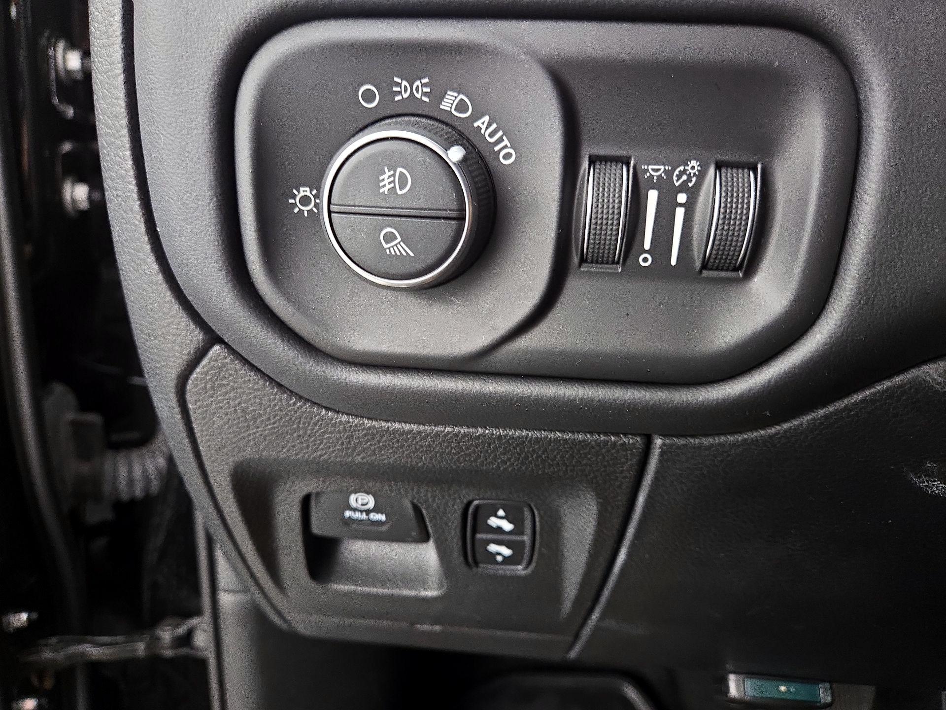 Thumbnail: 2022 RAM 1500 - 13