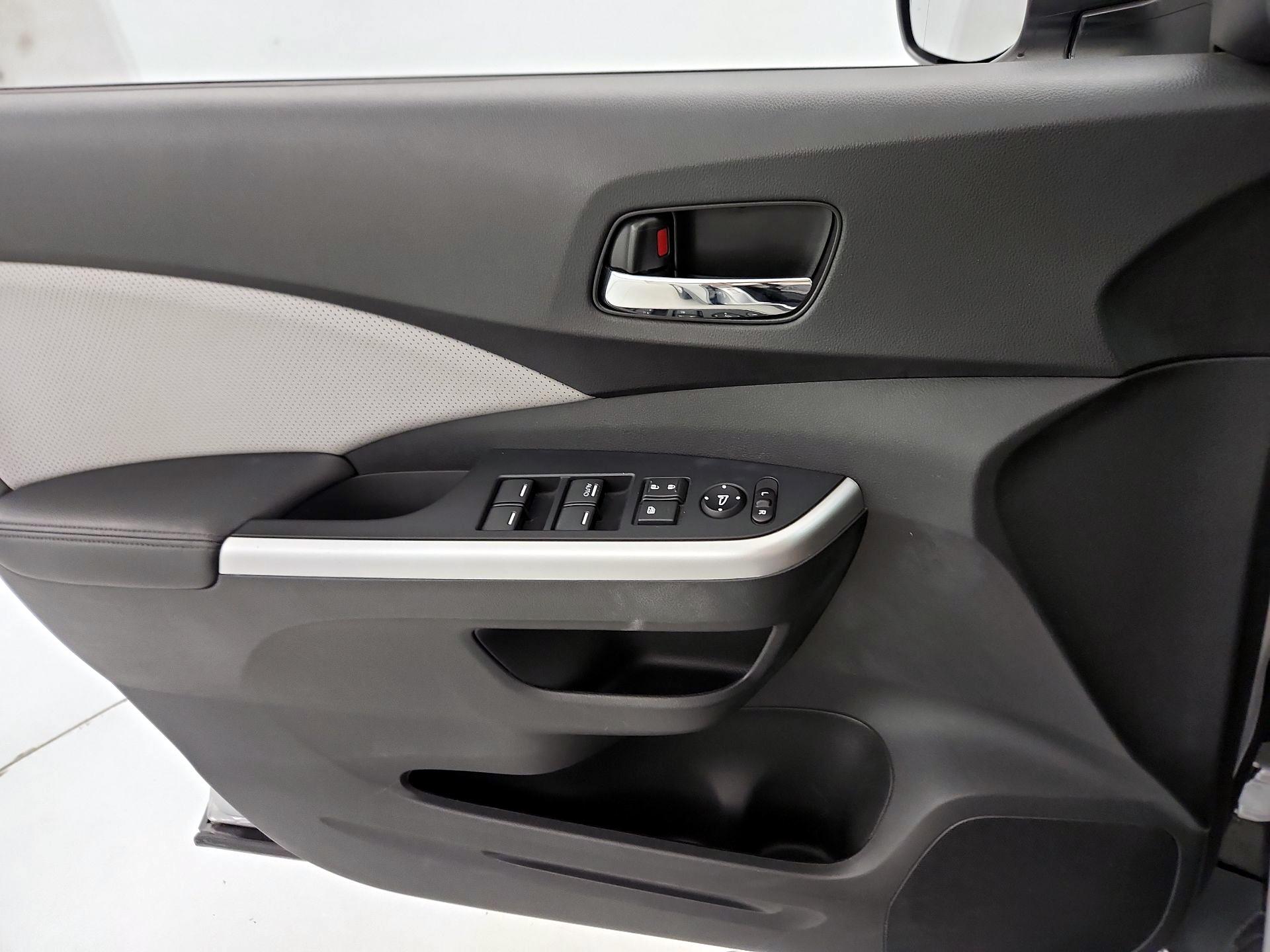 Thumbnail: 2016 Honda CR-V - 12