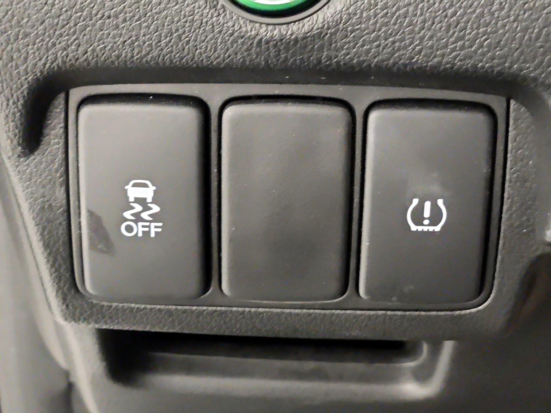 Thumbnail: 2016 Honda CR-V - 13