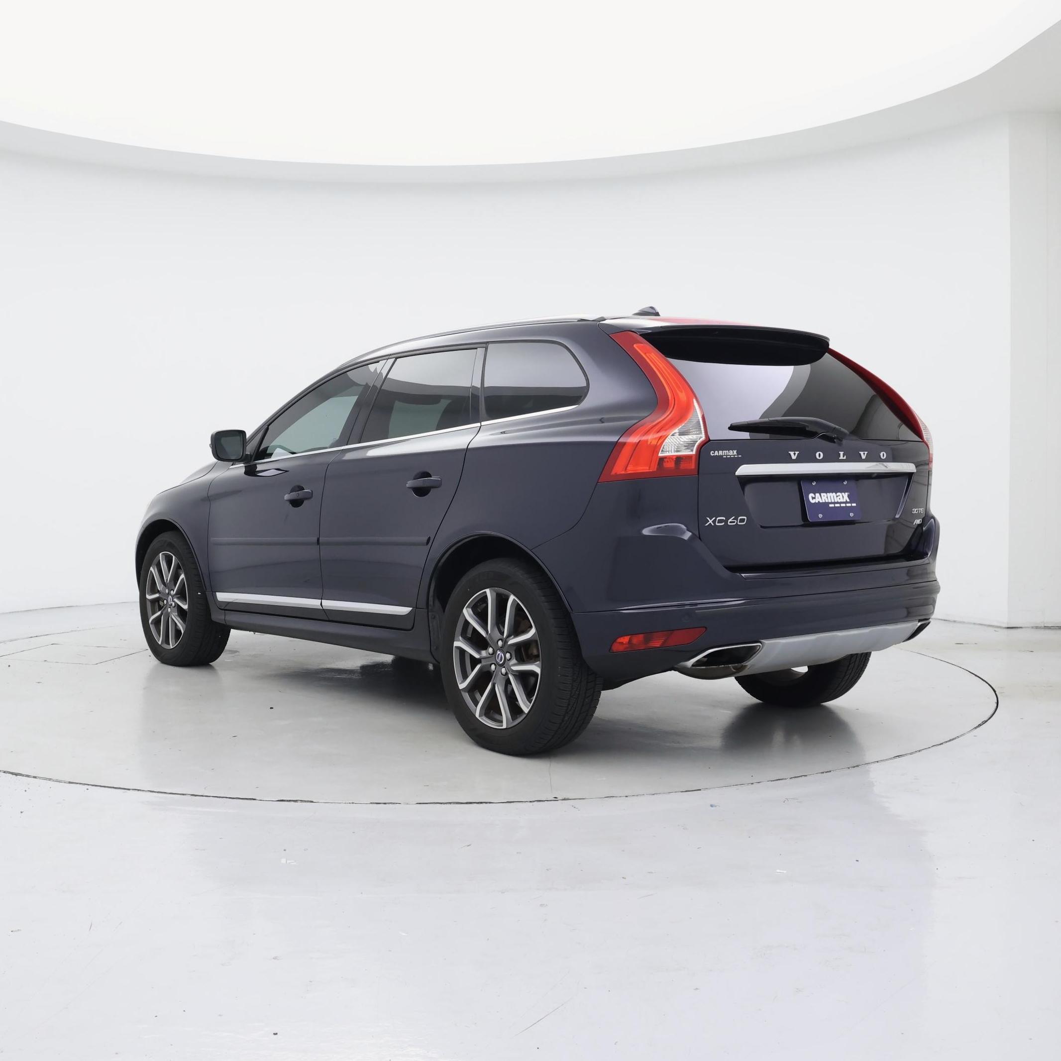 Thumbnail: 2016 Volvo XC60 - 2